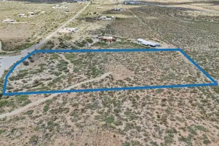15565 Space Murals Lane, Las Cruces, New Mexico 88011, ,Land,For Sale,Space Murals,2602354