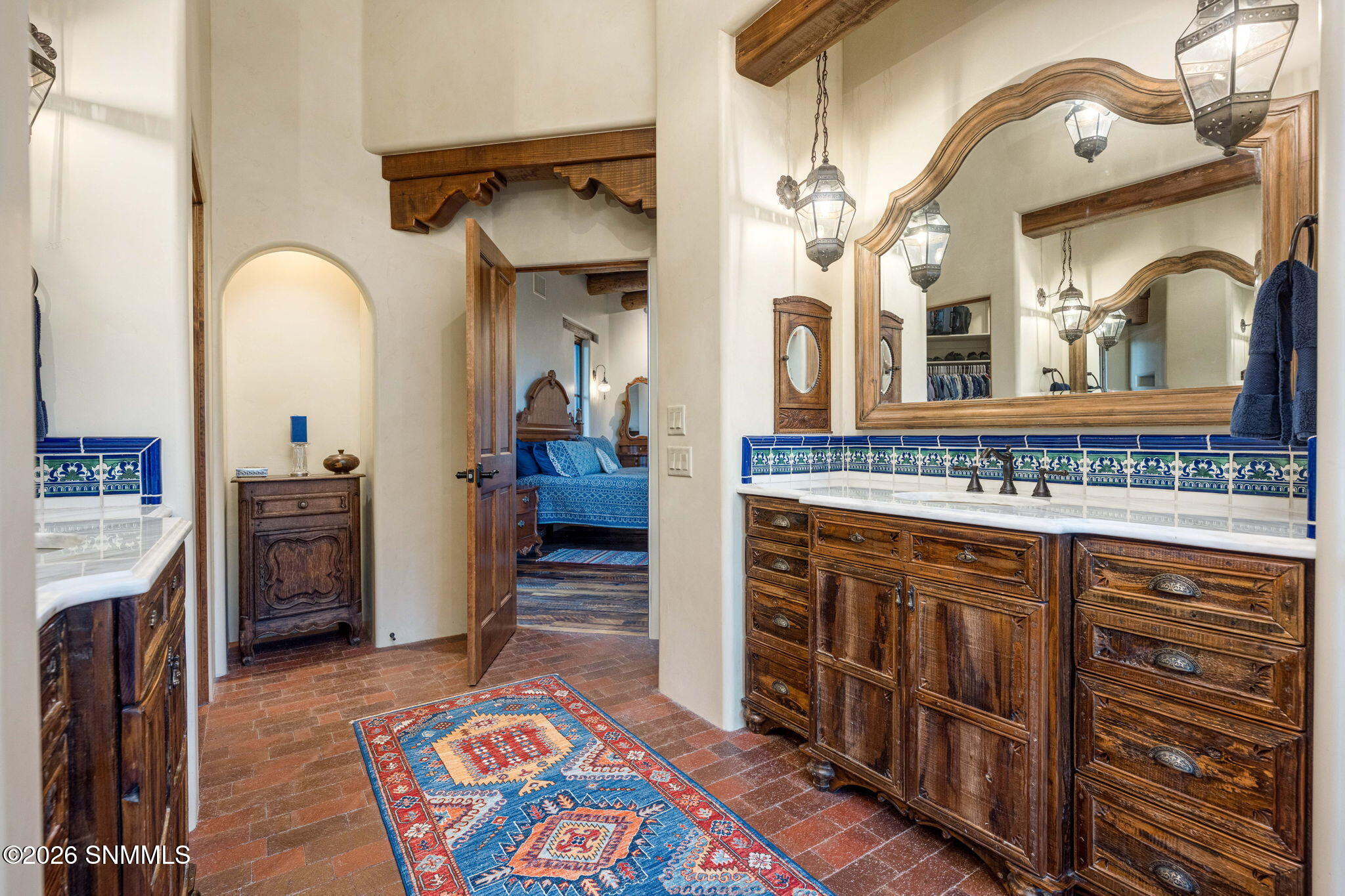 36-web-or-mls-Snappin Homes (LomaBella39