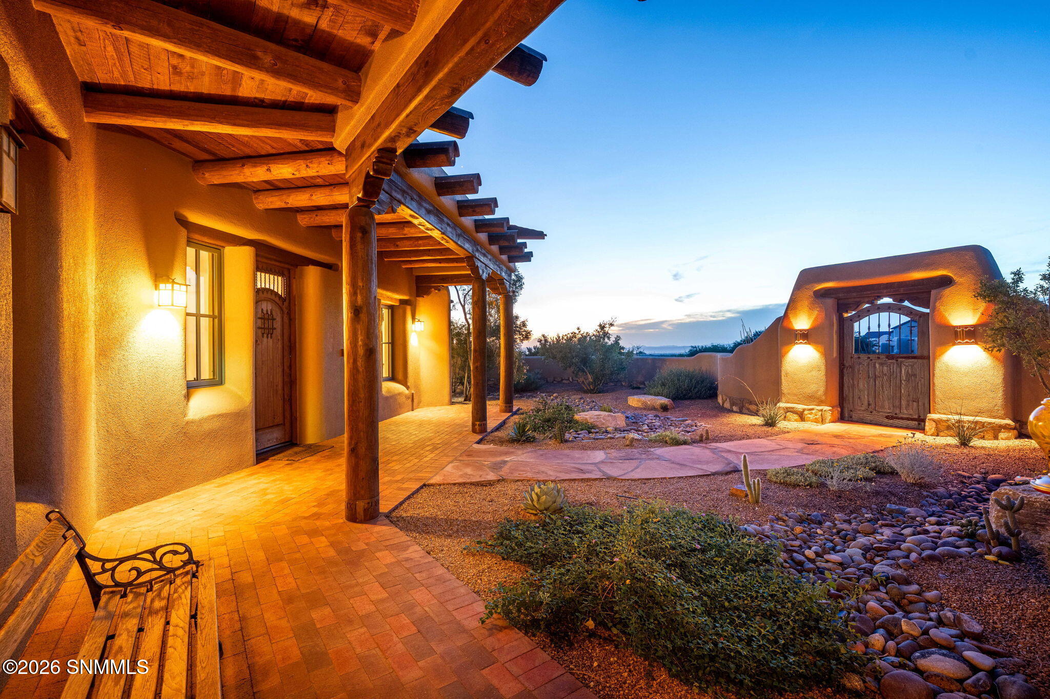 5-web-or-mls-Snappin Homes (LomaBella394