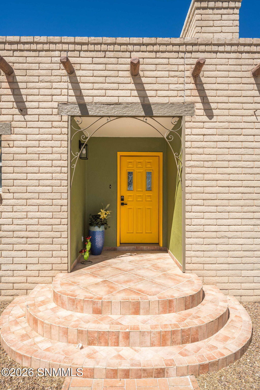 4-web-or-mls-Snappin Homes (Carver1032ne