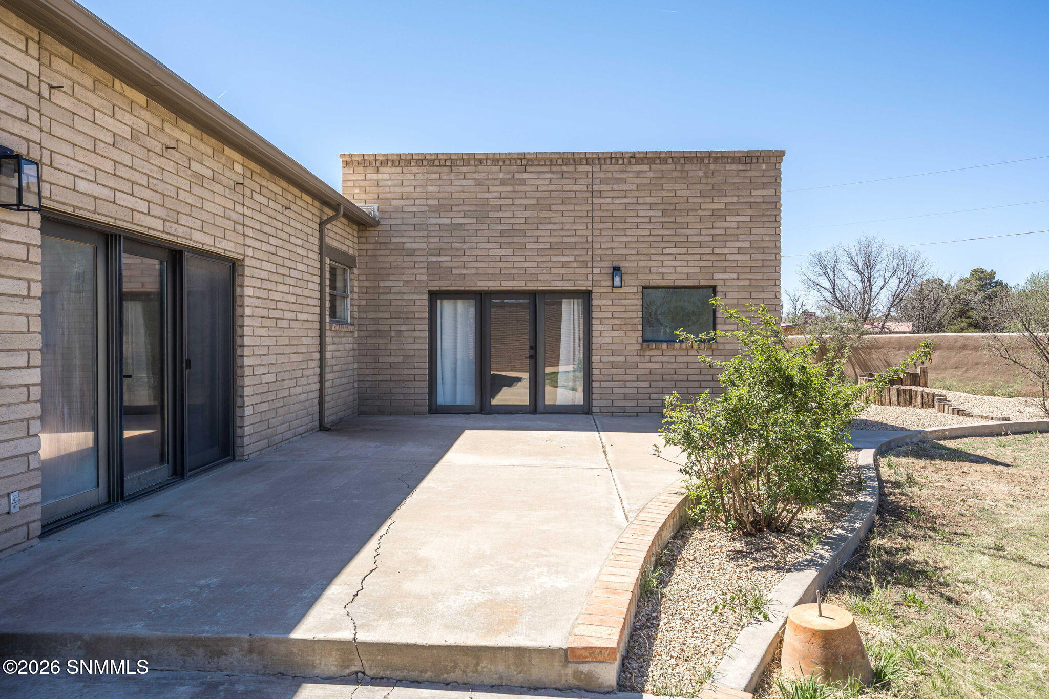 7-web-or-mls-Snappin Homes (Carver1032ne