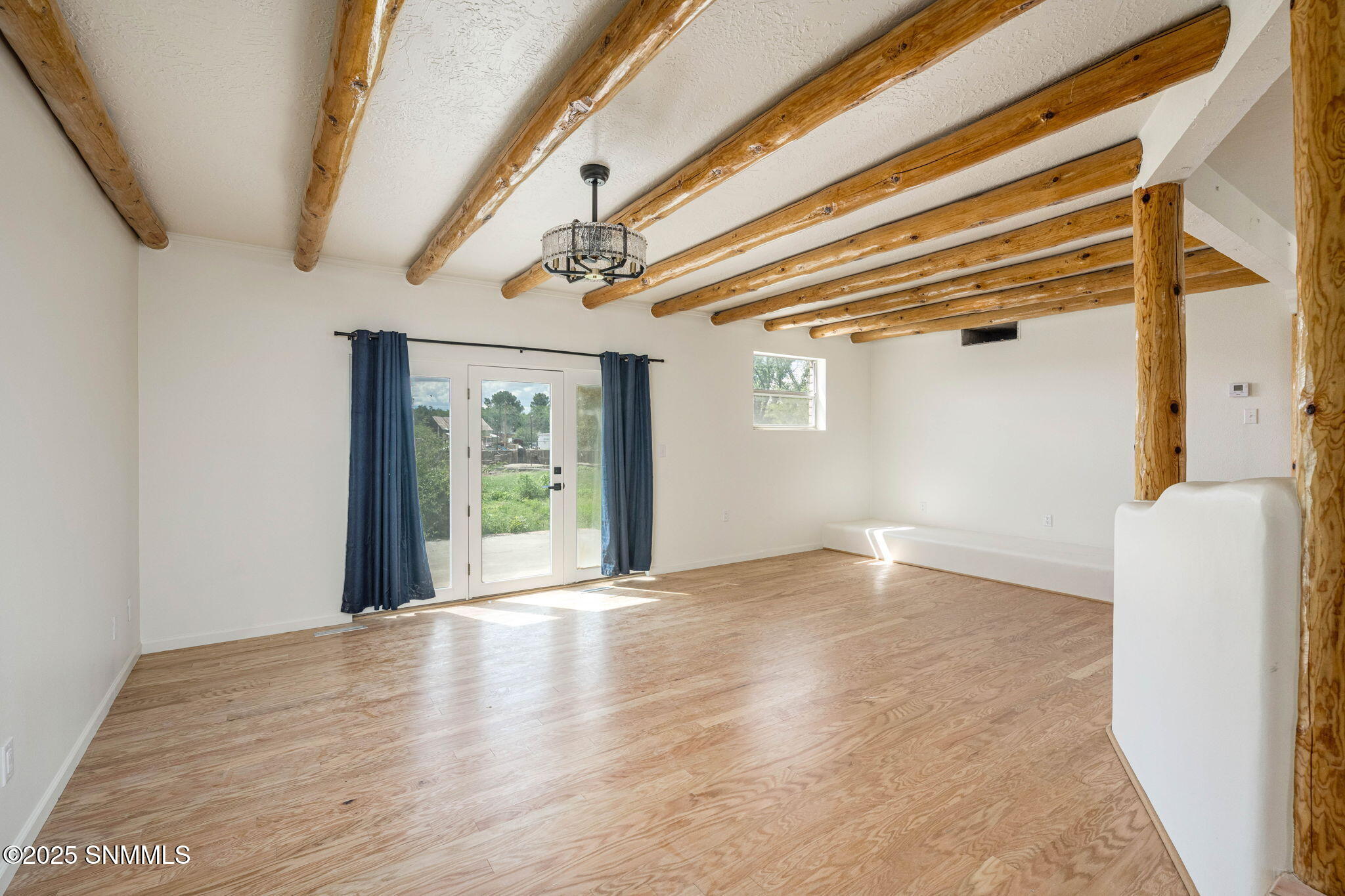 6-web-or-mls-Snappin Homes (Carver1032)-