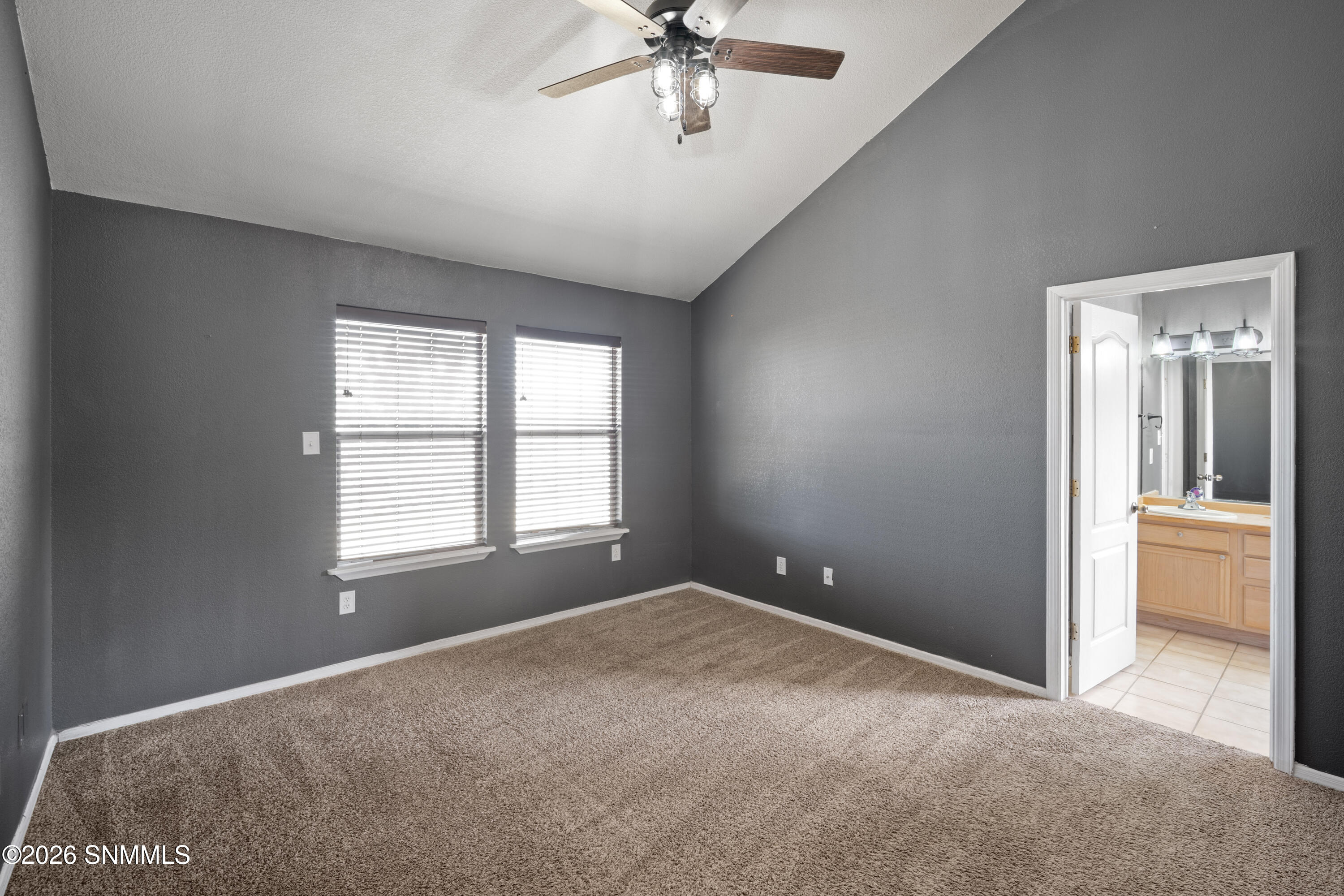 700-Scenic-View-MLS-Camera-Guy-23