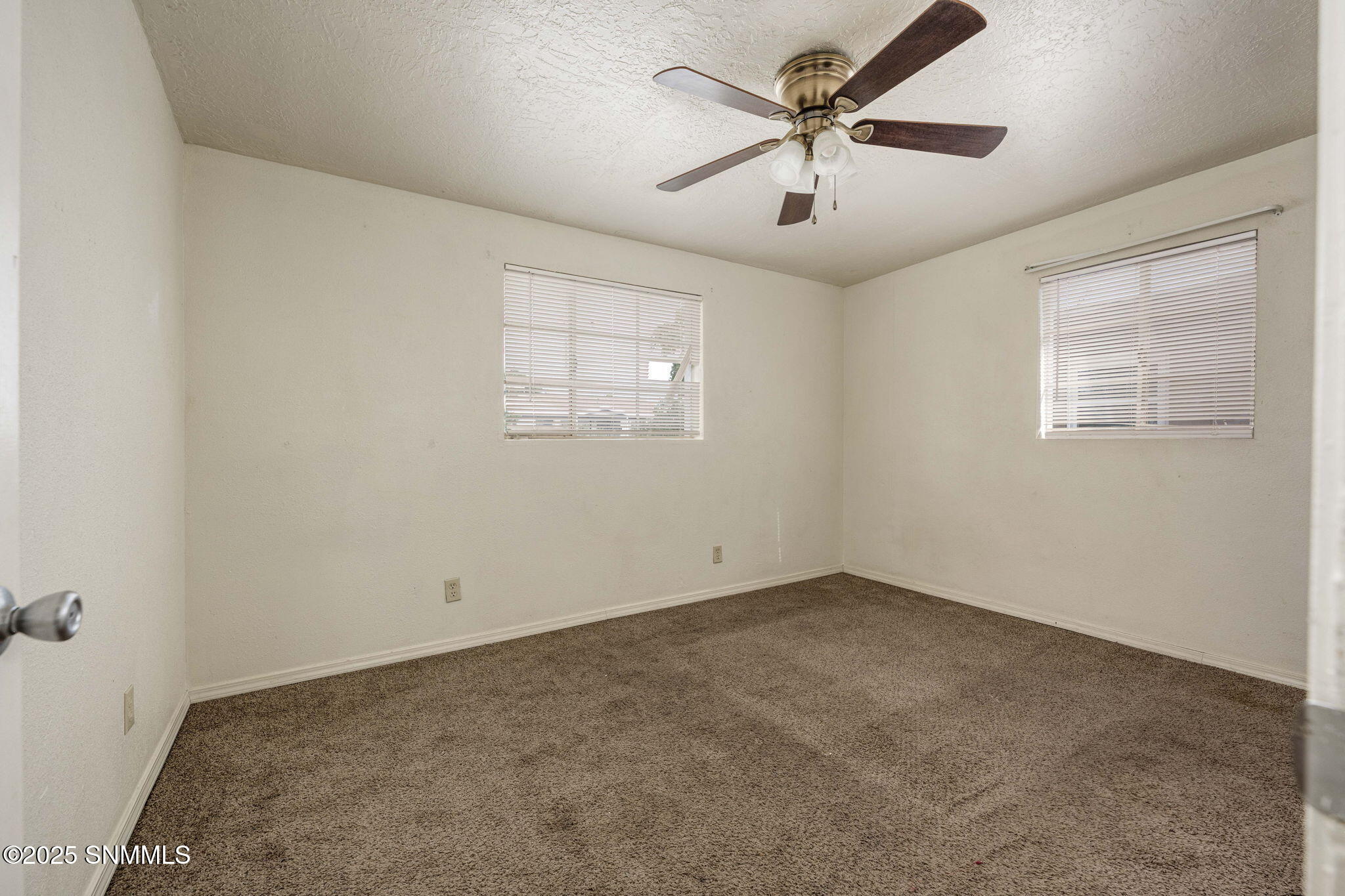 17-web-or-mls-Snappin Homes (Thomas1424)