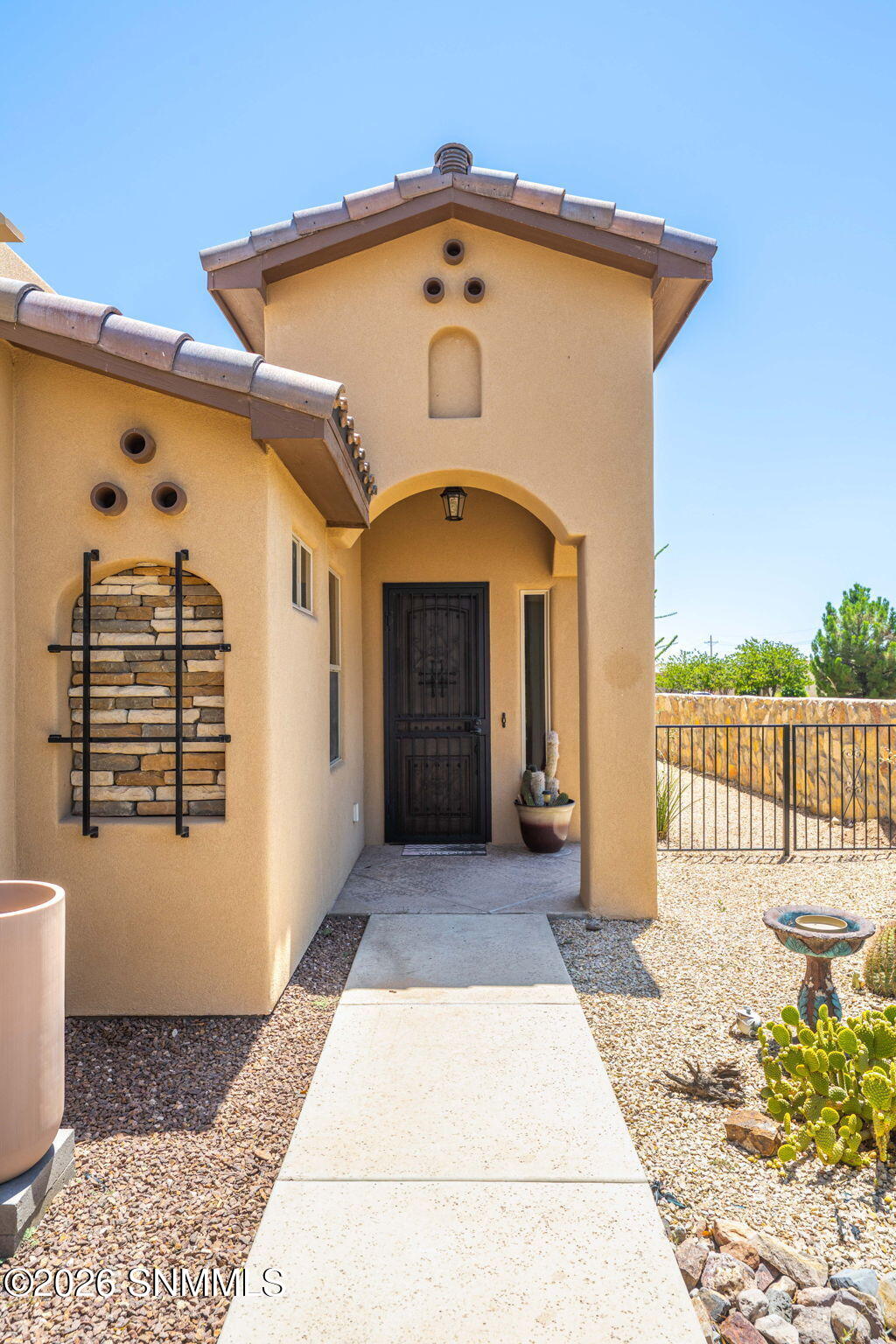 3-web-or-mls-Snappin Homes (SantaMinerva