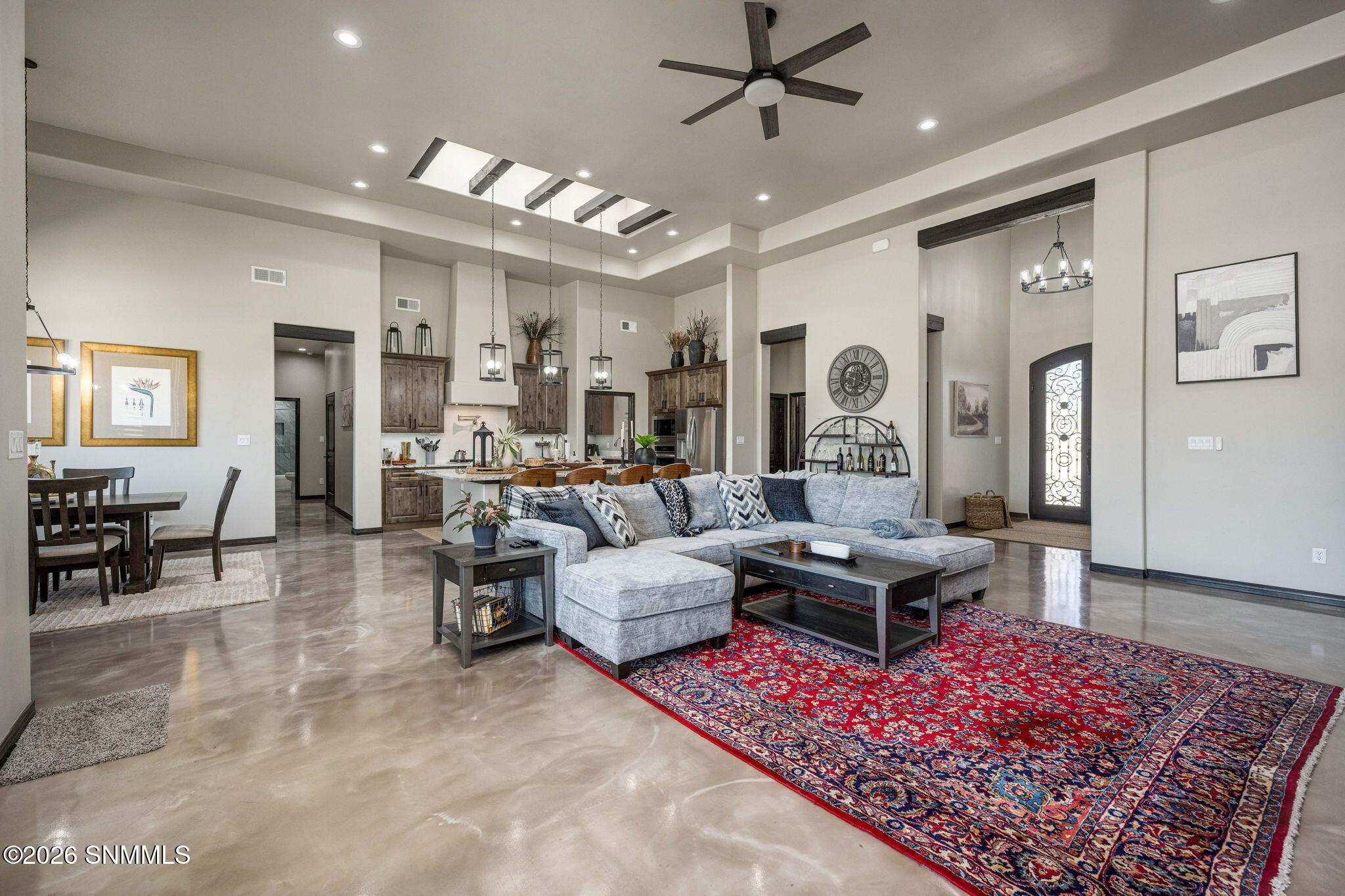 12-web-or-mls-Snappin Homes (SantaElena4