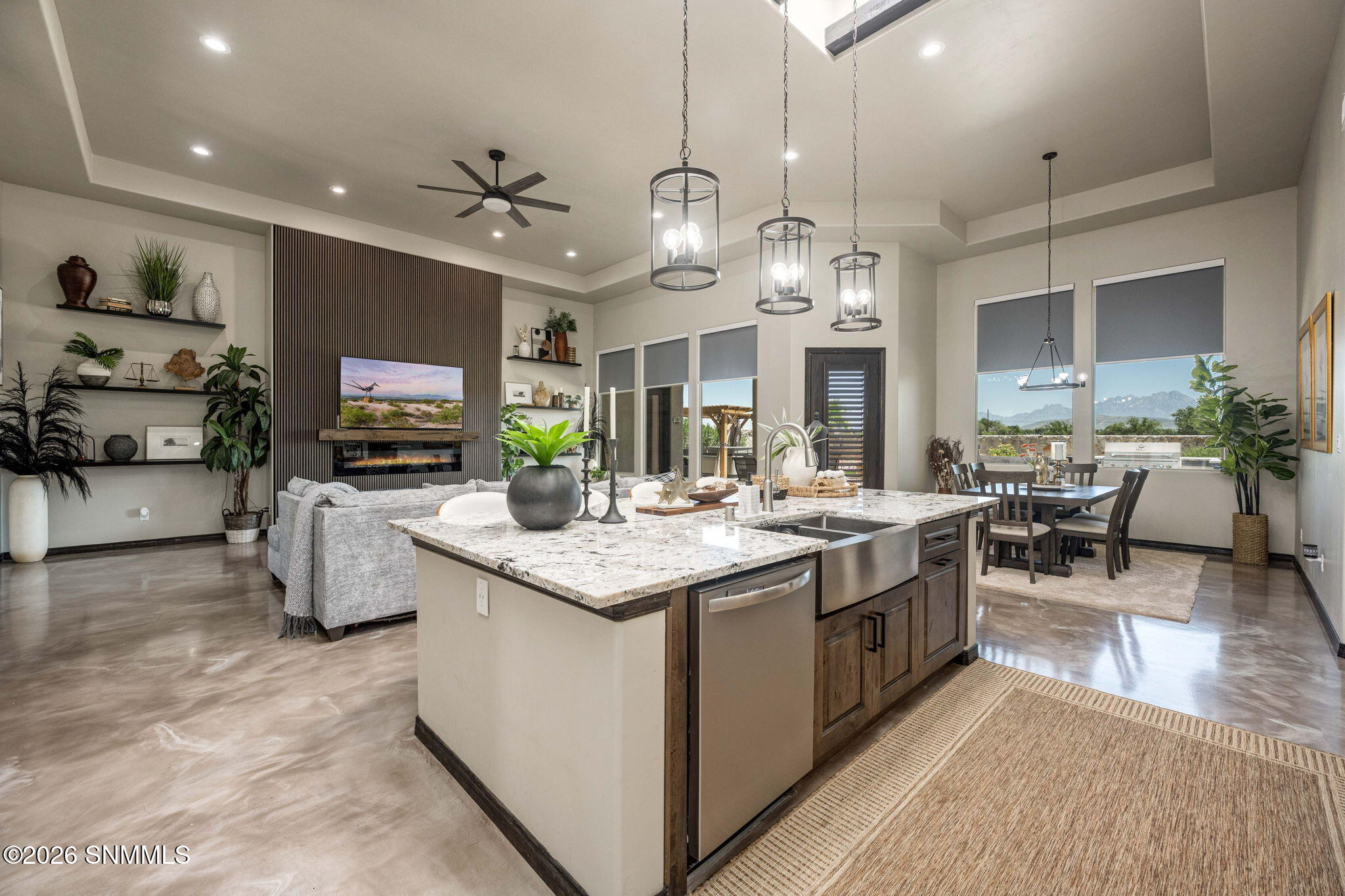 20-web-or-mls-Snappin Homes (SantaElena4