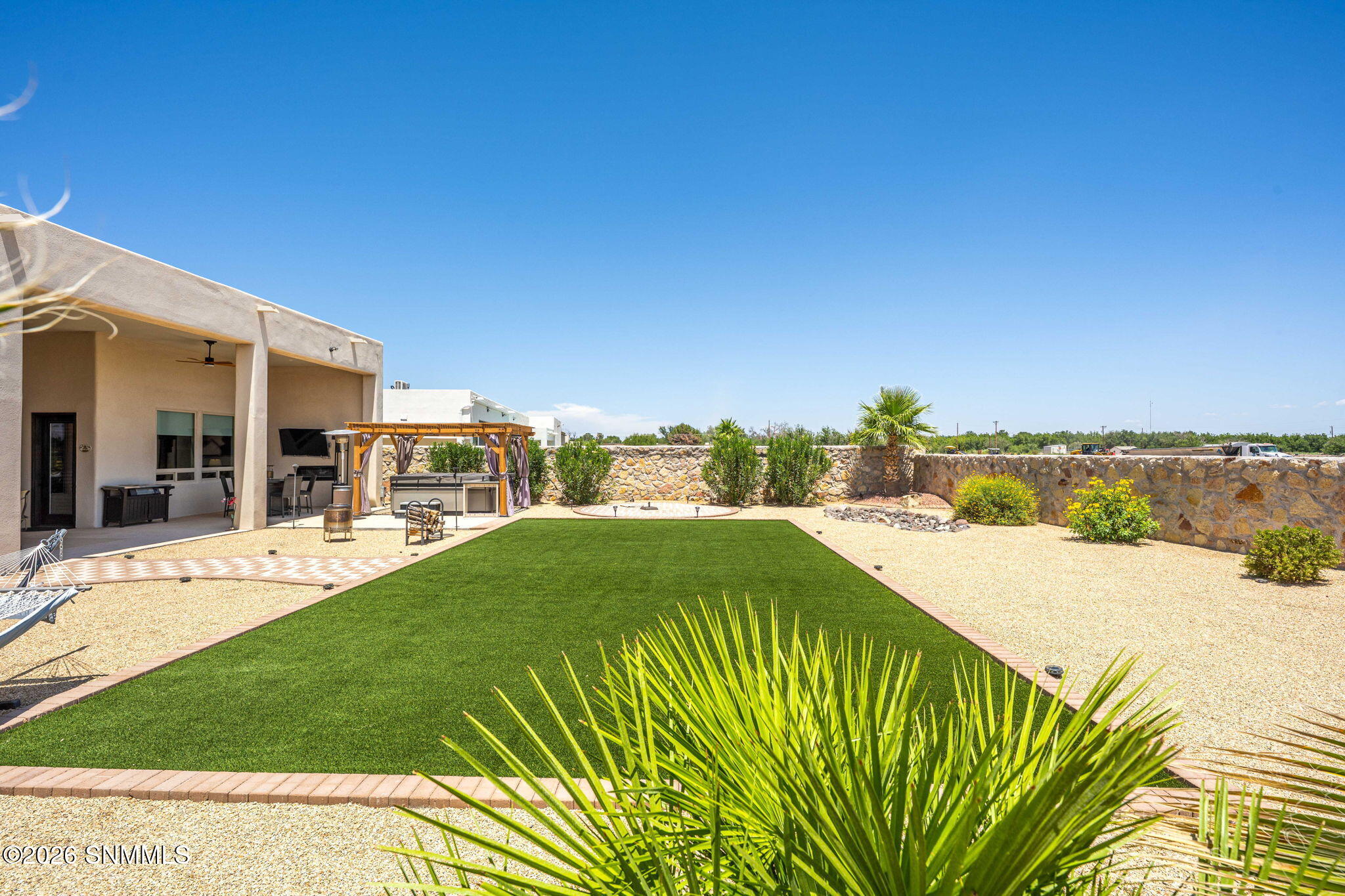 62-web-or-mls-Snappin Homes (SantaElena4