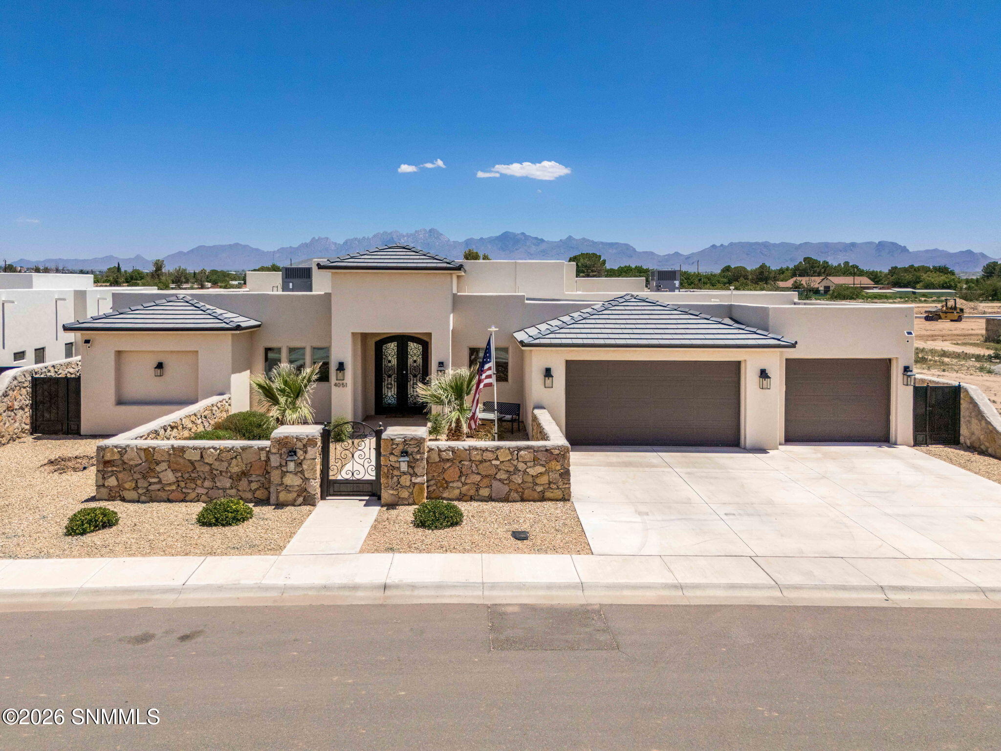 70-web-or-mls-Snappin Homes (SantaElena4