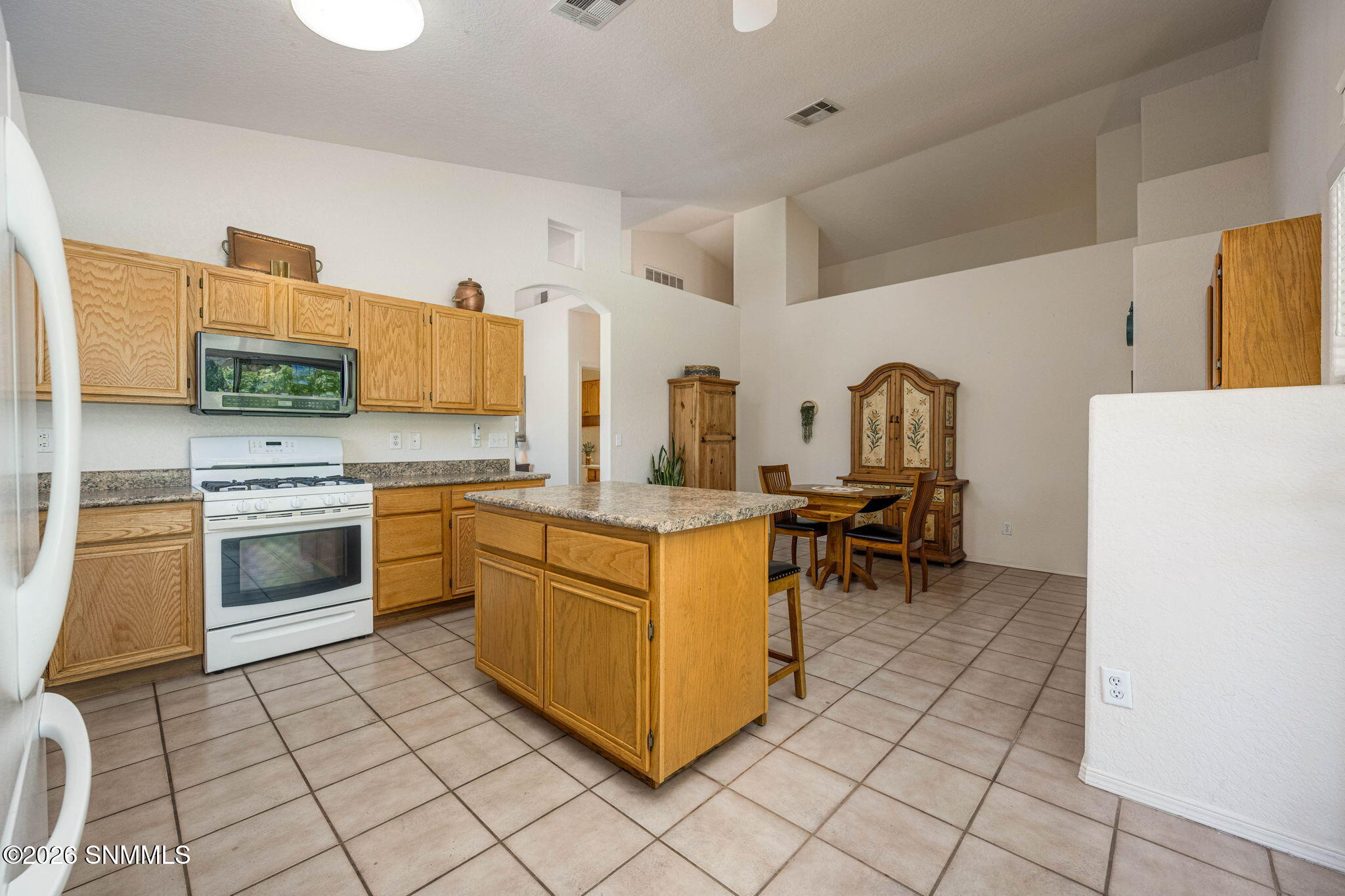 15-web-or-mls-Snappin Homes (LosArboles2