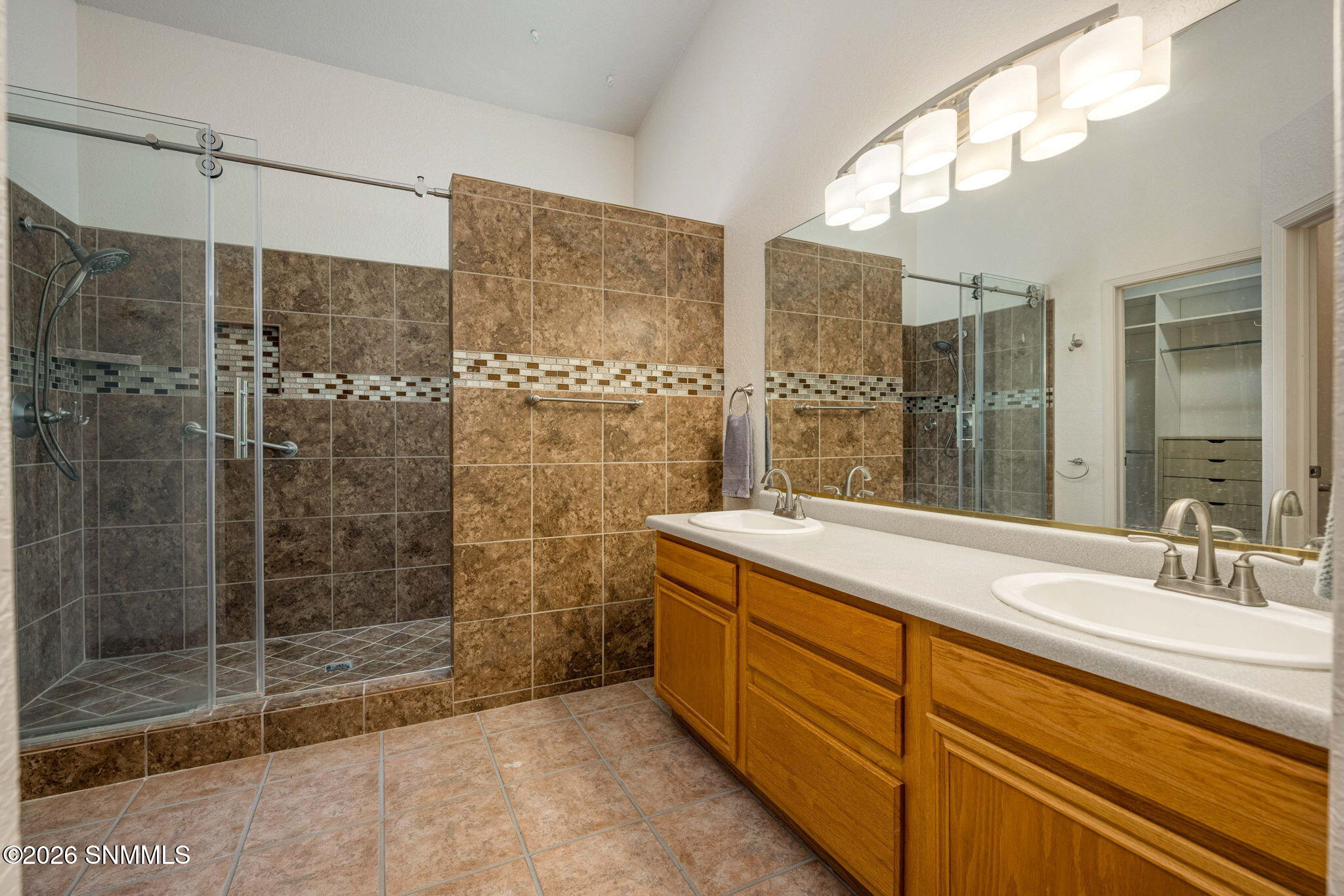 22-web-or-mls-Snappin Homes (LosArboles2