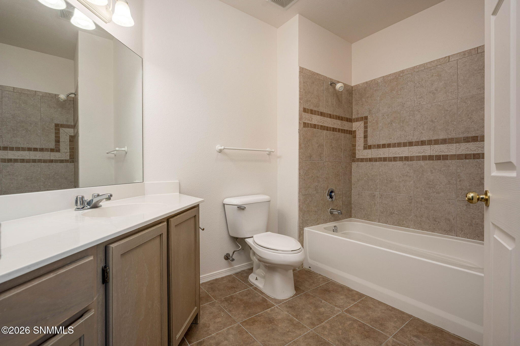27-web-or-mls-Snappin Homes (Morningstar