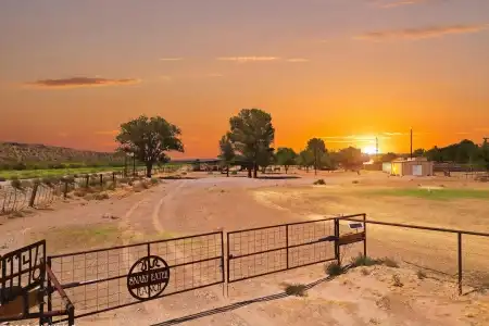 1146 Eagle Wings Road, Las Cruces, New Mexico 88012, ,Land,For Sale,Eagle Wings,2602384