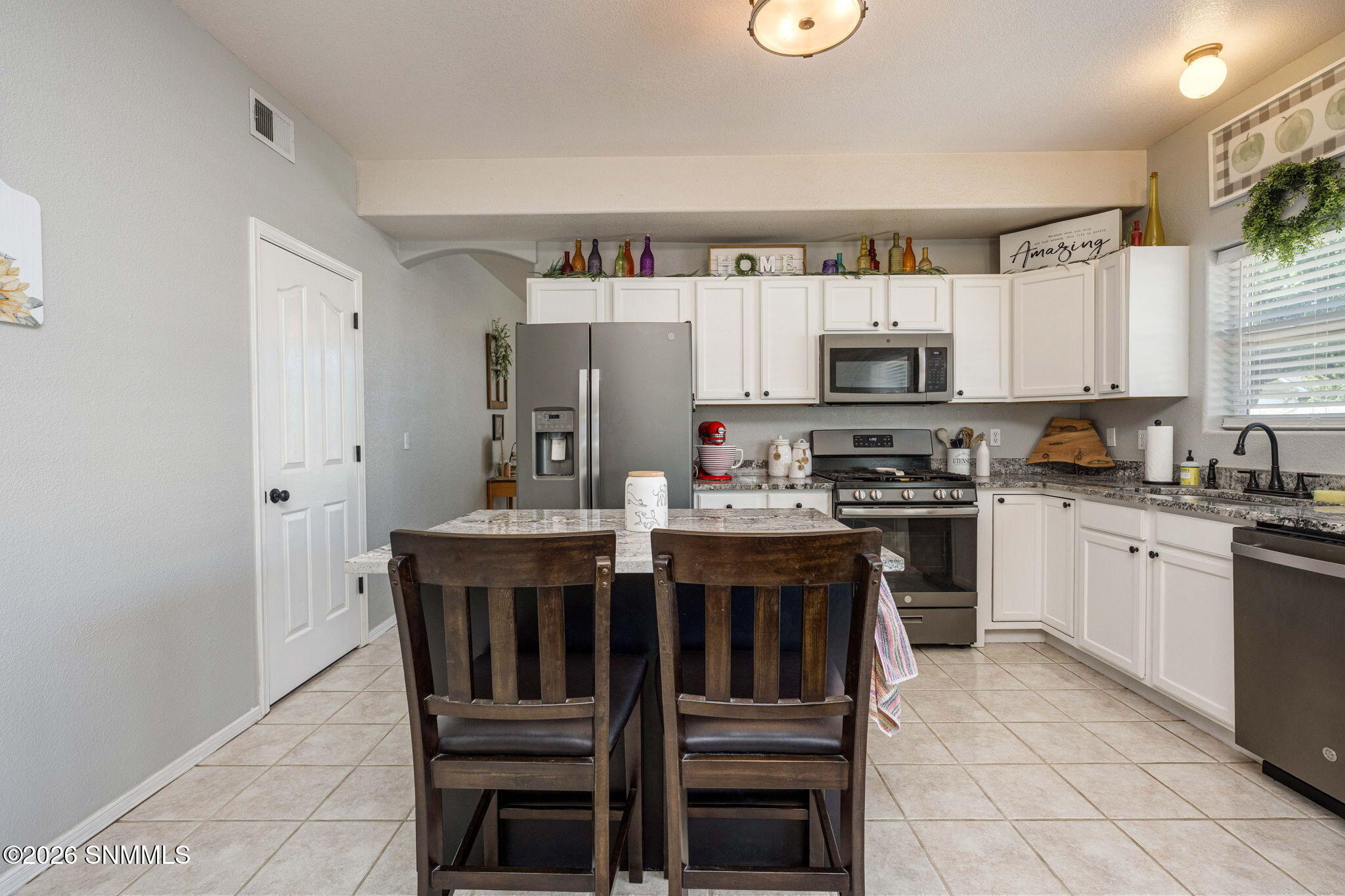 9-web-or-mls-Snappin Homes (Imperial5195