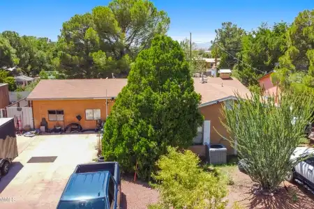 5013 Redland Drive, Las Cruces, New Mexico 88011, 3 Bedrooms Bedrooms, ,2 BathroomsBathrooms,Residential,For Sale,Redland,2602389