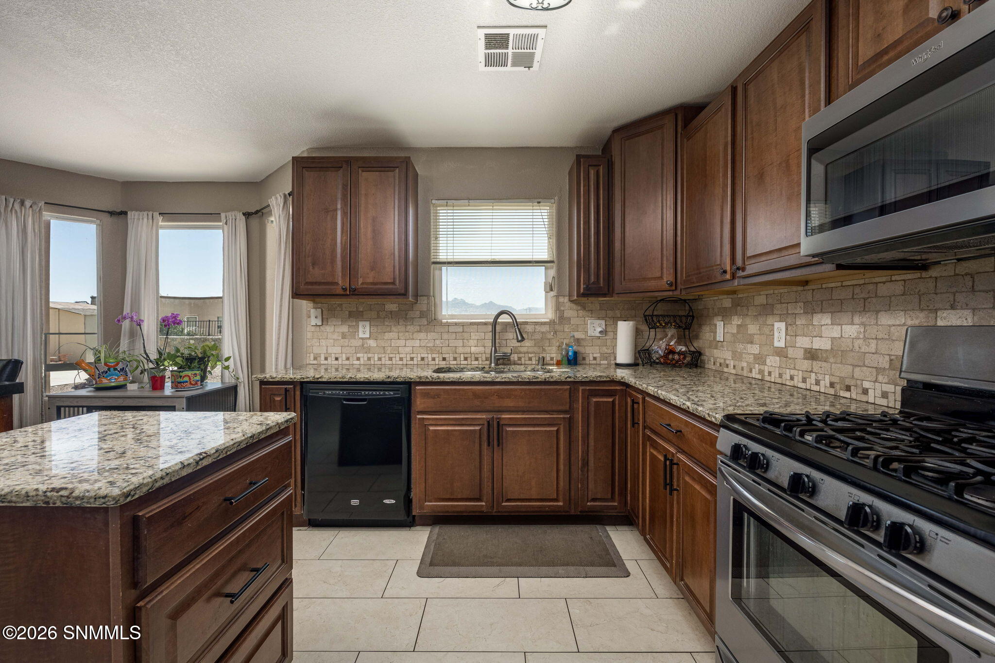 10-web-or-mls-Snappin Homes (PiedrasNegr