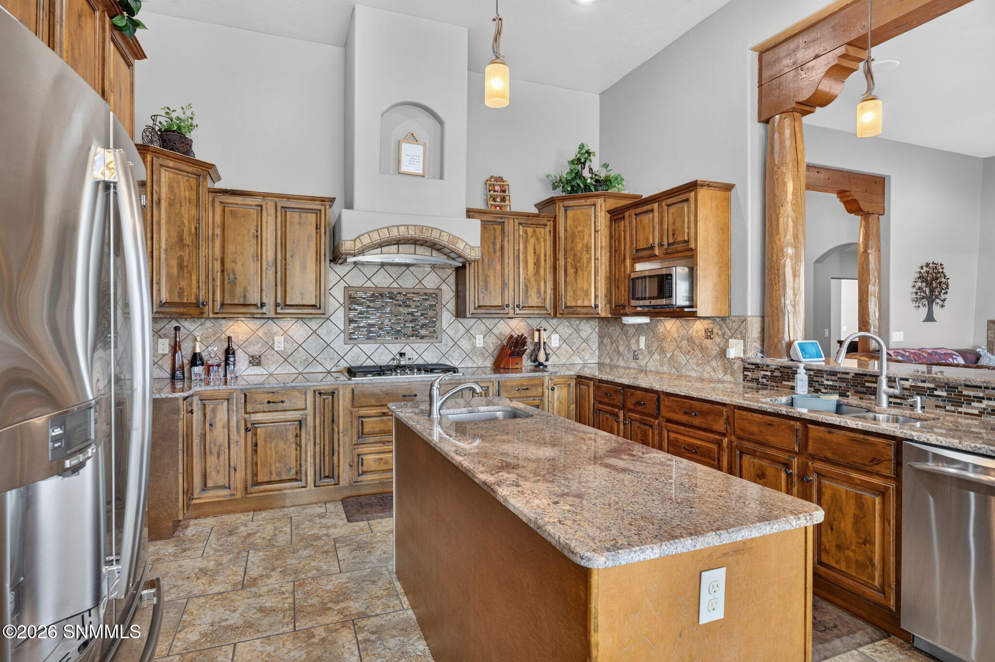 24-web-or-mls-REP-LLC_024