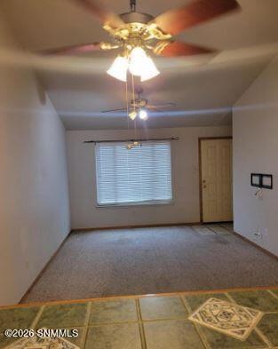 443 Yale living room