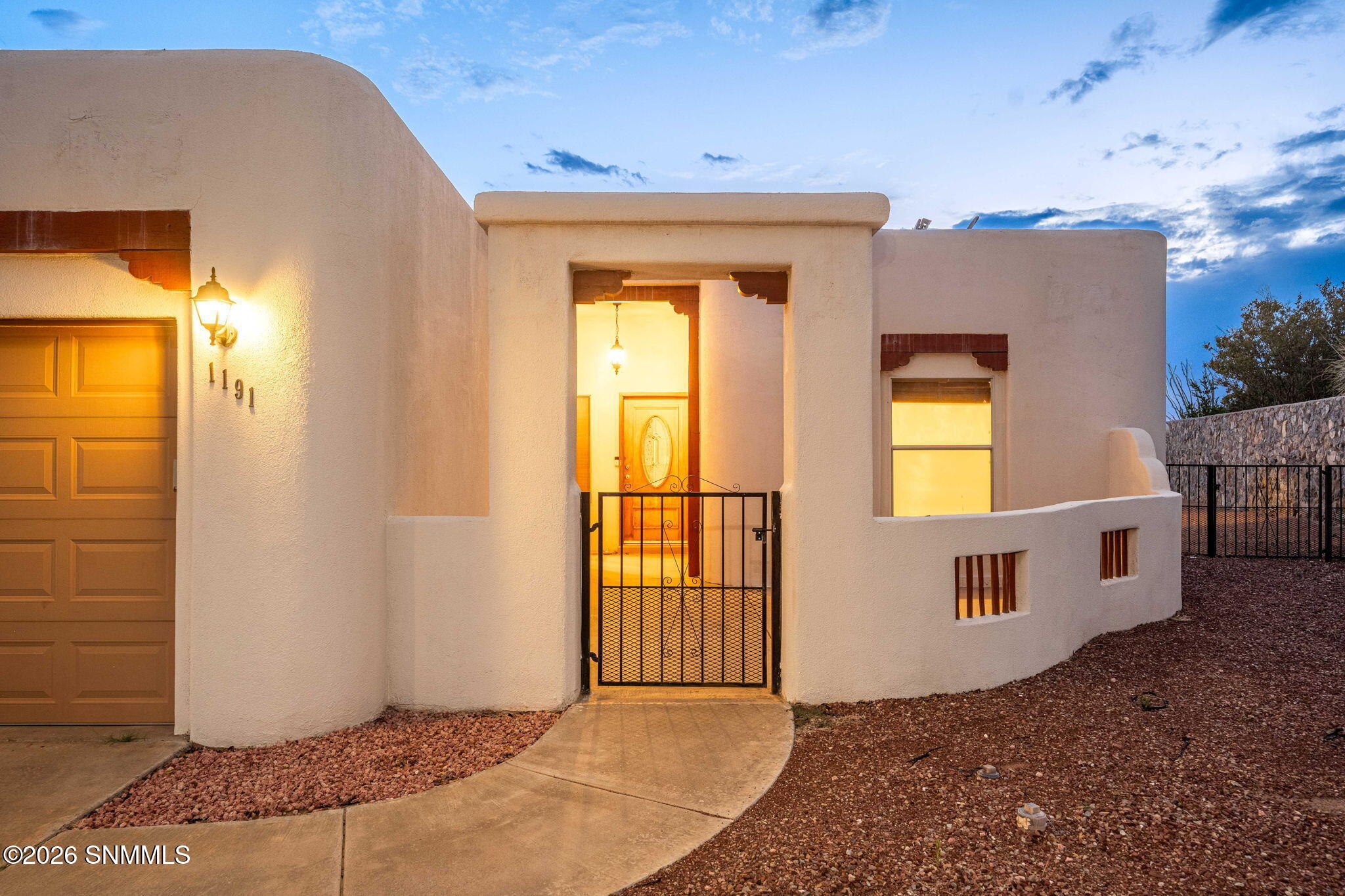 3-web-or-mls-Snappin Homes (WarmSprings1