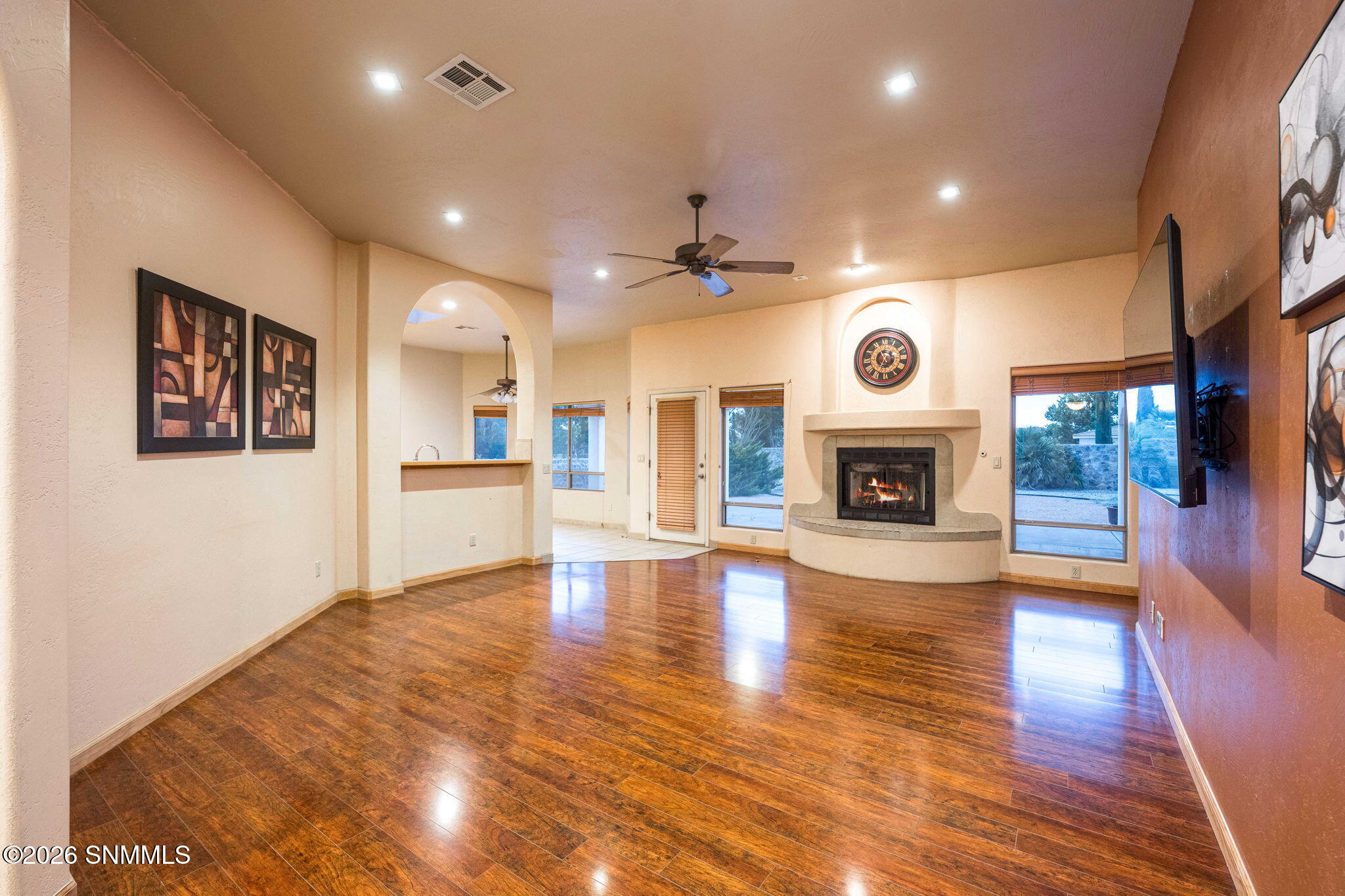 8-web-or-mls-Snappin Homes (WarmSprings1