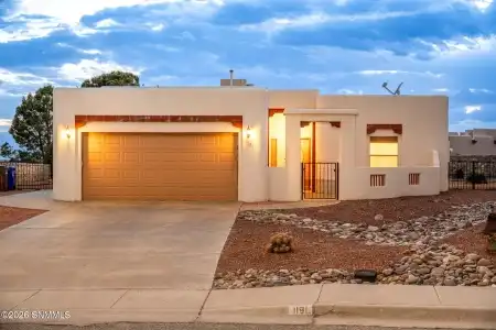 1191 Warm Springs Lane, Las Cruces, New Mexico 88011, 3 Bedrooms Bedrooms, ,2 BathroomsBathrooms,Residential,For Sale,Warm Springs,2602209