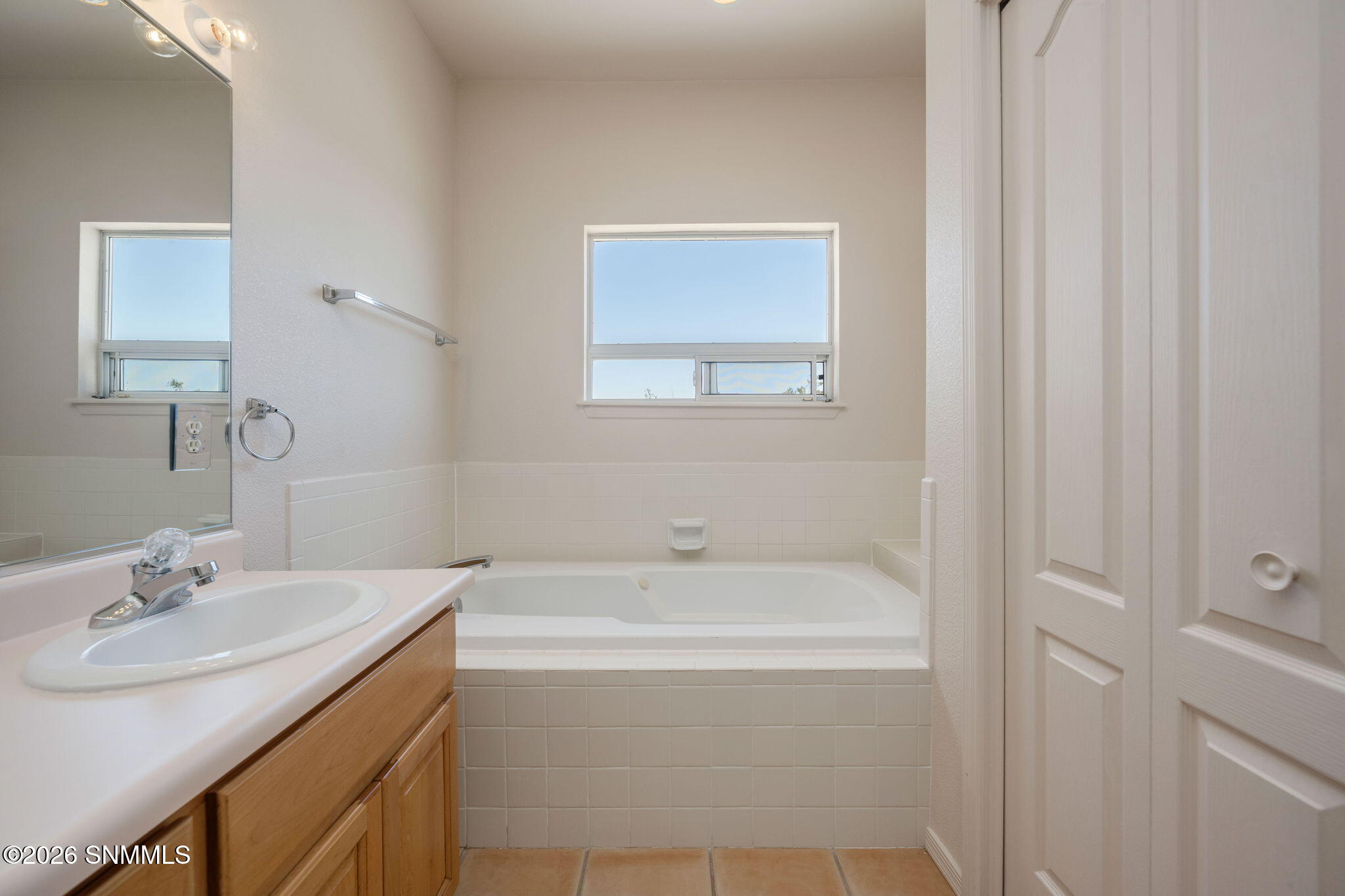 29-web-or-mls-Snappin Homes (DesertRidge
