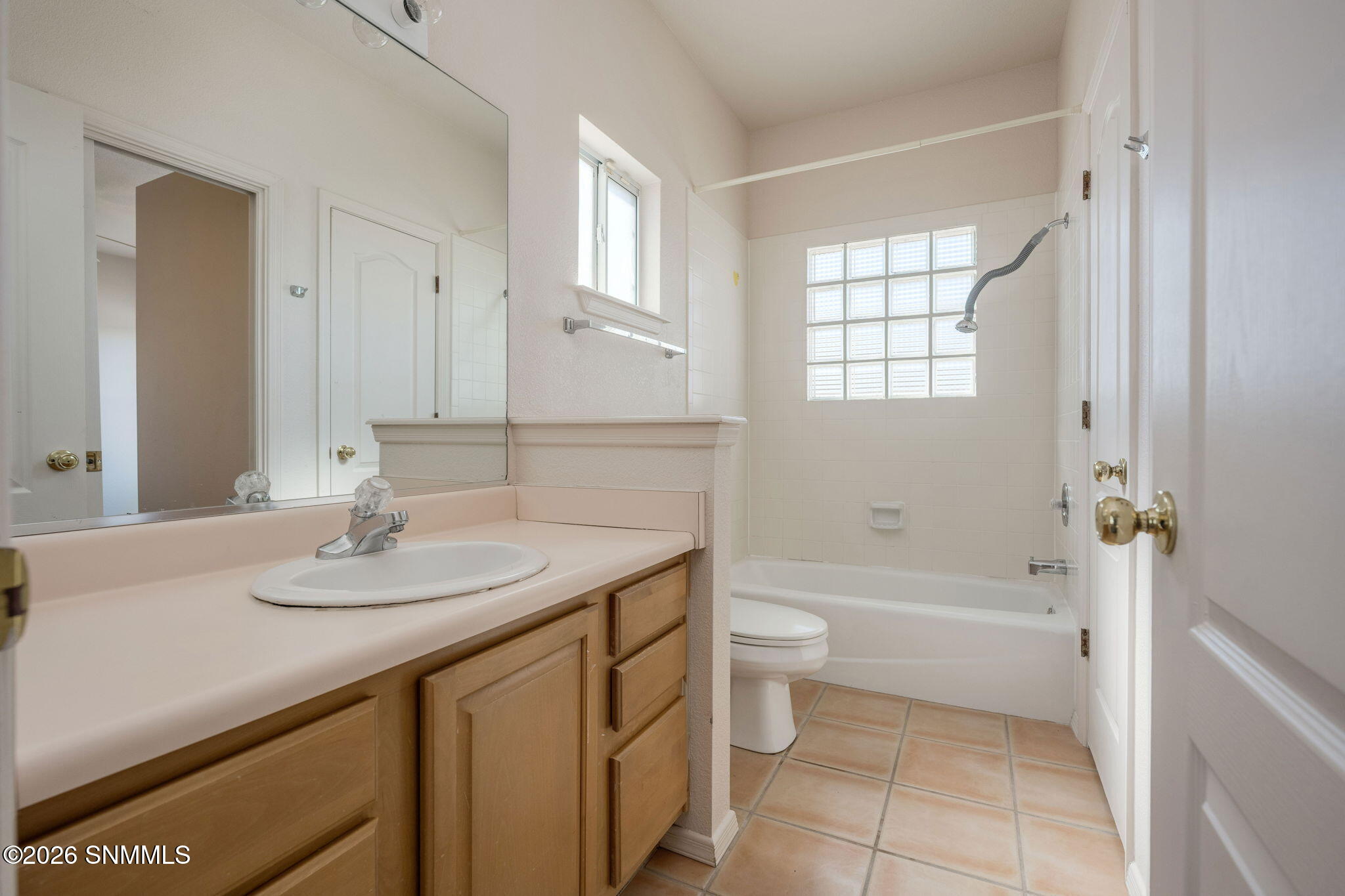 36-web-or-mls-Snappin Homes (DesertRidge
