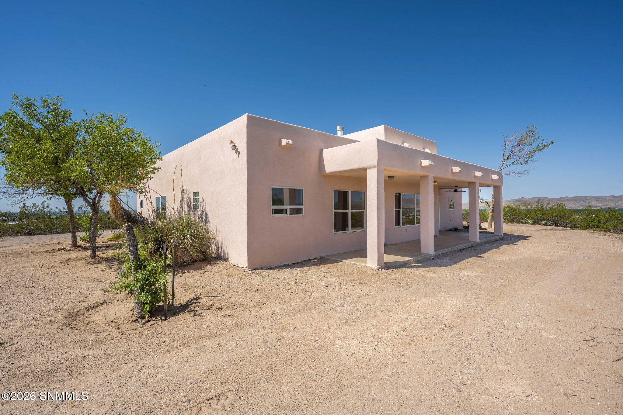47-web-or-mls-Snappin Homes (DesertRidge