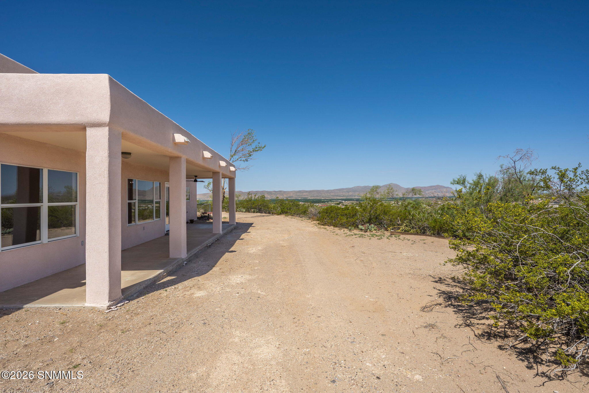 48-web-or-mls-Snappin Homes (DesertRidge