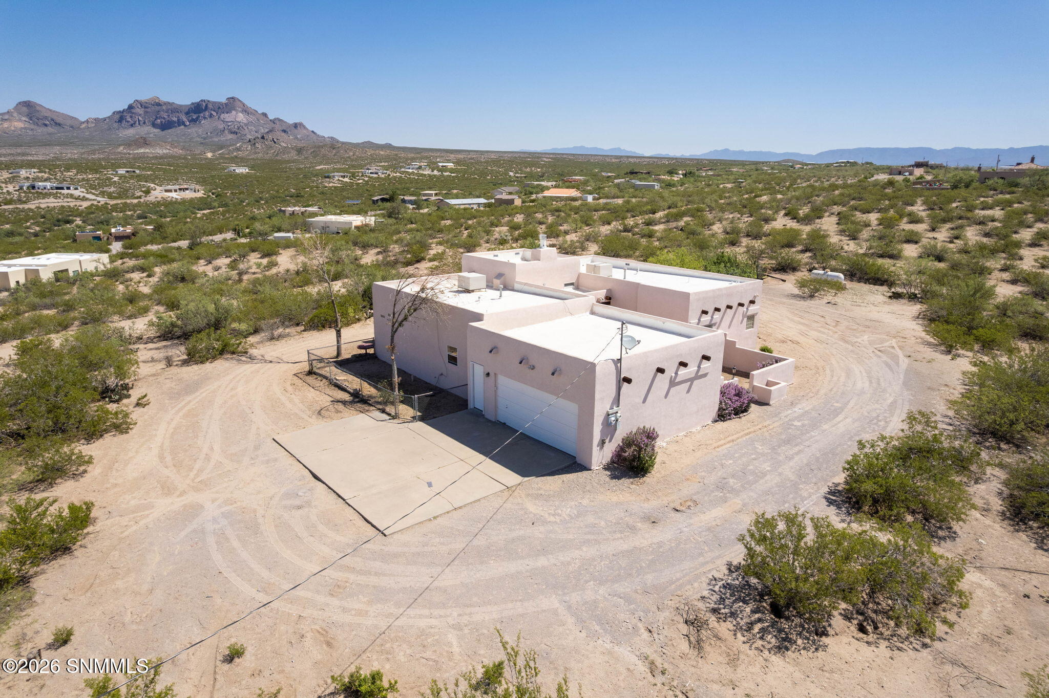 55-web-or-mls-Snappin Homes (DesertRidge