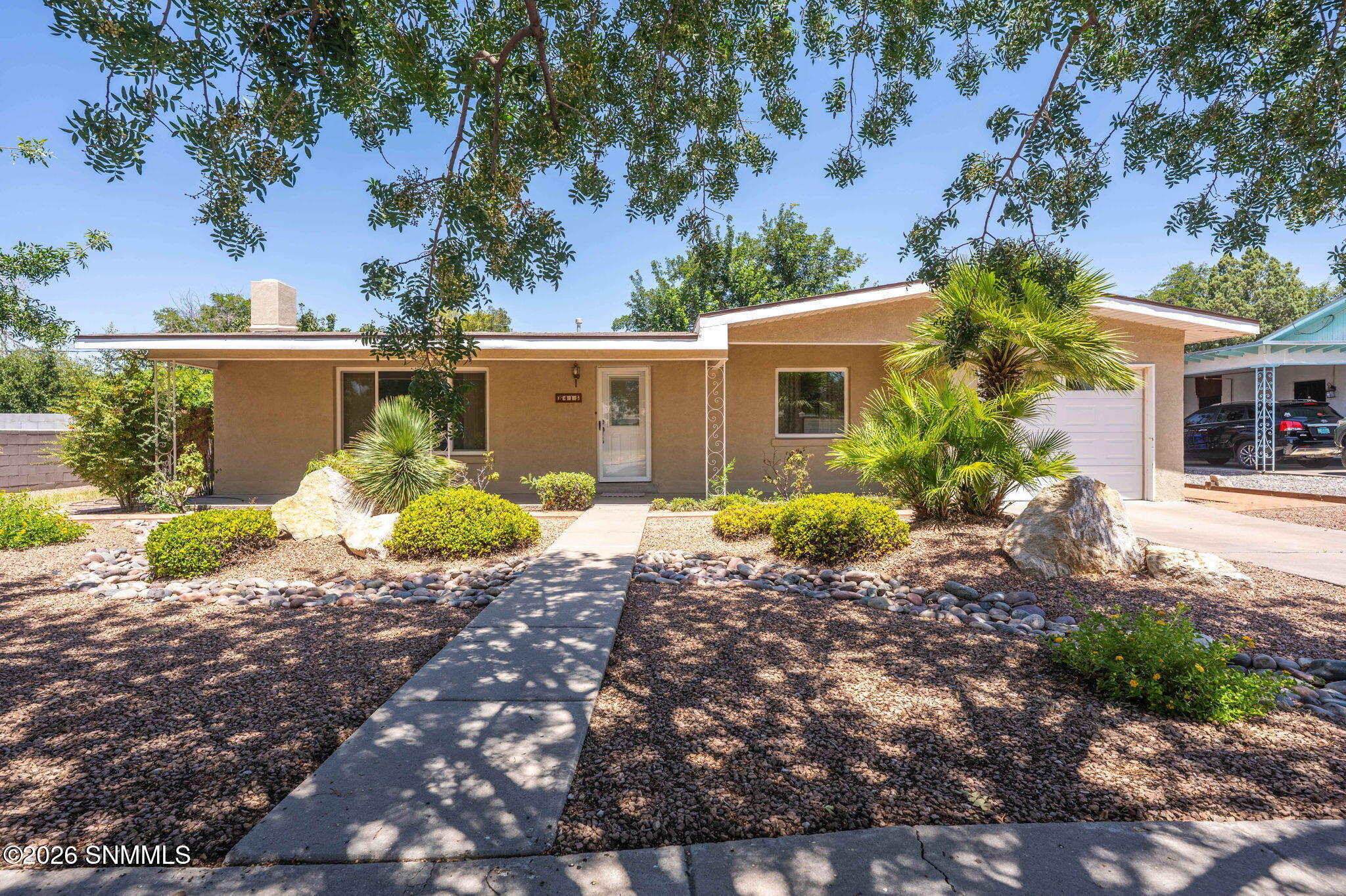 2-web-or-mls-Snappin Homes (Milton415)-2