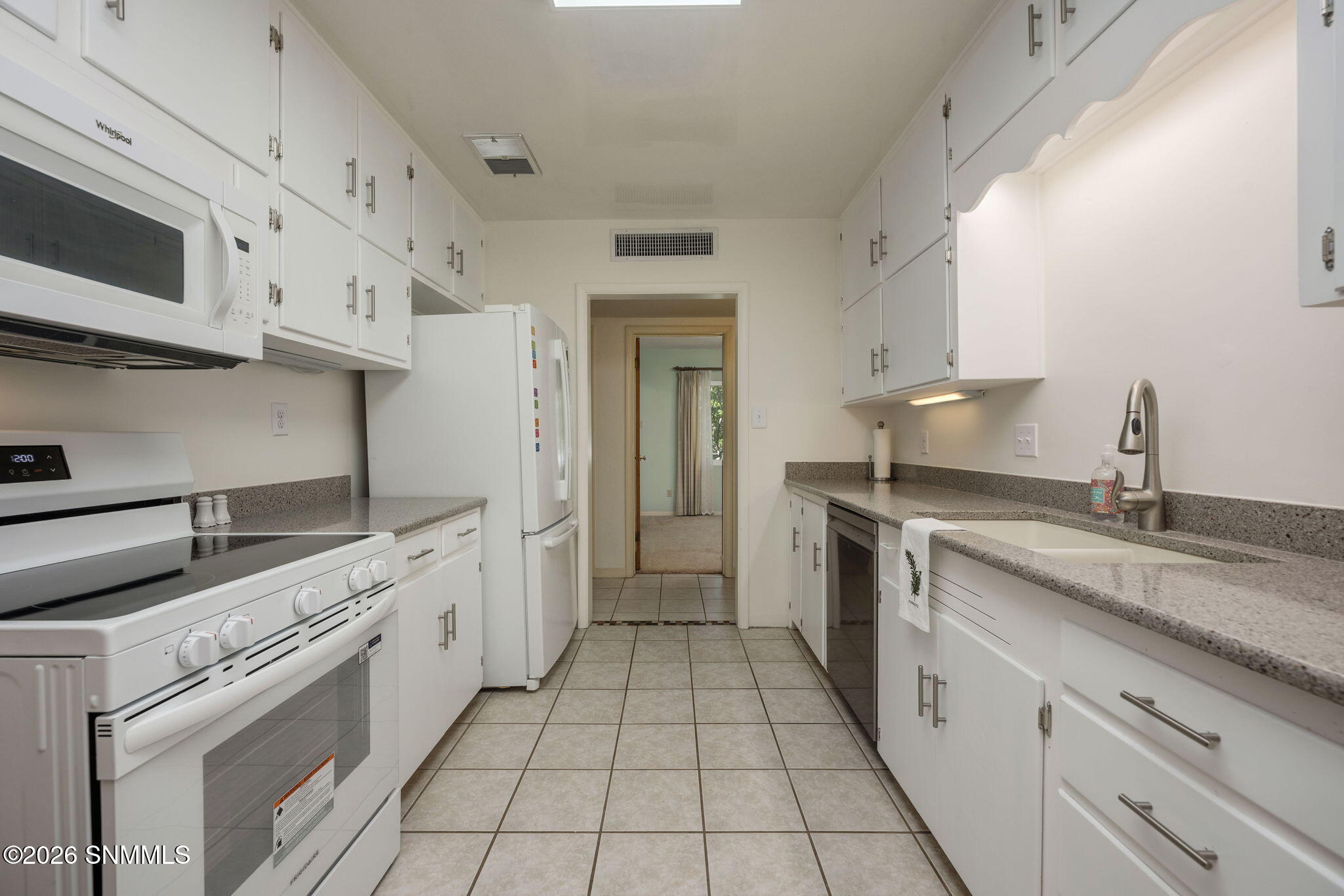 12-web-or-mls-Snappin Homes (Milton415)-