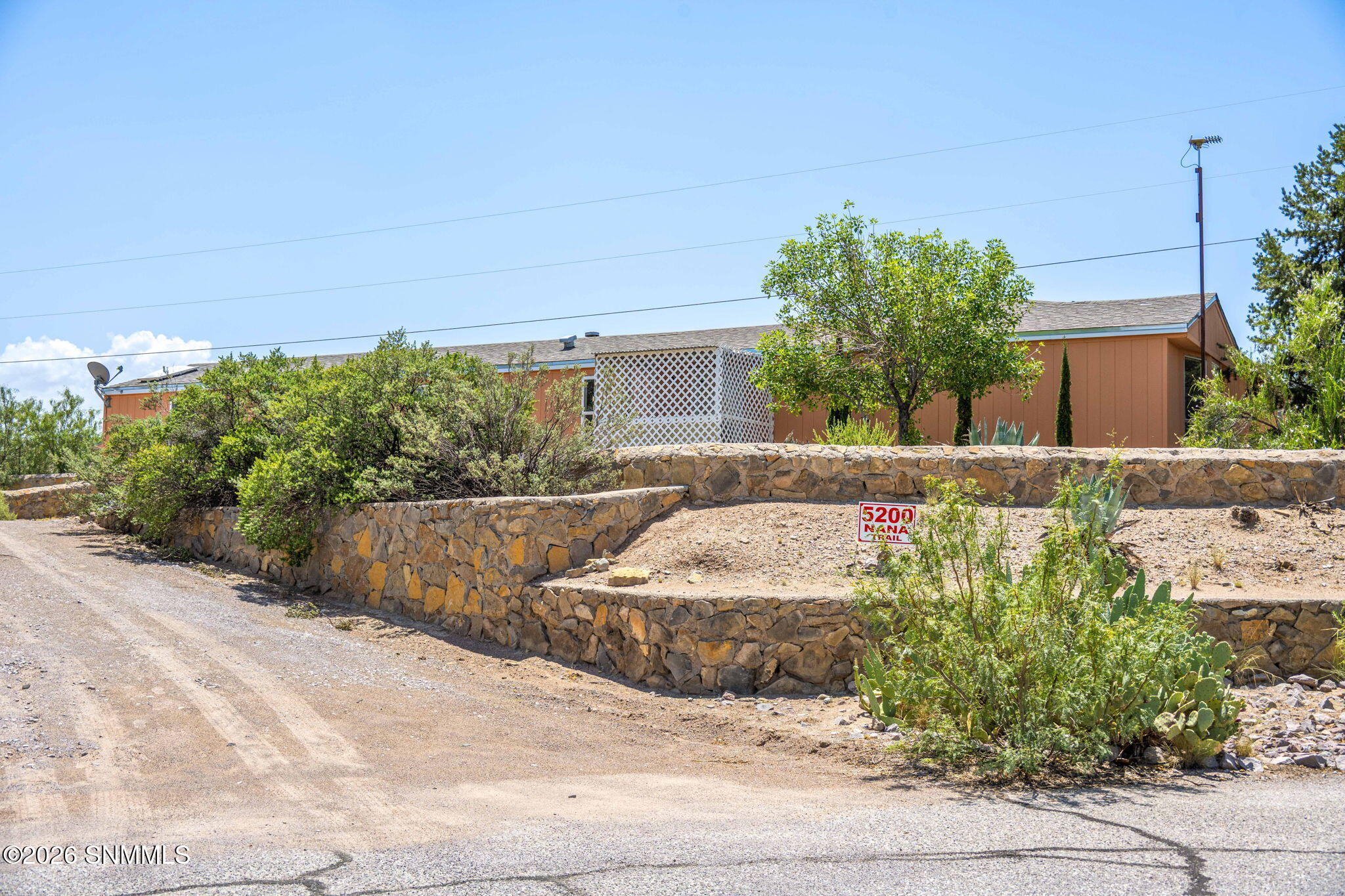 1-web-or-mls-Snappin Homes (Nana5200)-1
