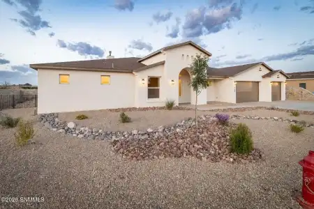 788 Basha Arc, Las Cruces, New Mexico 88005, 4 Bedrooms Bedrooms, ,3.5 BathroomsBathrooms,Residential,For Sale,Basha,2602415