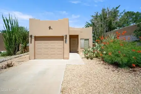 1635 Juniper Avenue, Las Cruces, New Mexico 88001, 3 Bedrooms Bedrooms, ,2 BathroomsBathrooms,Residential,For Sale,Juniper,2602418