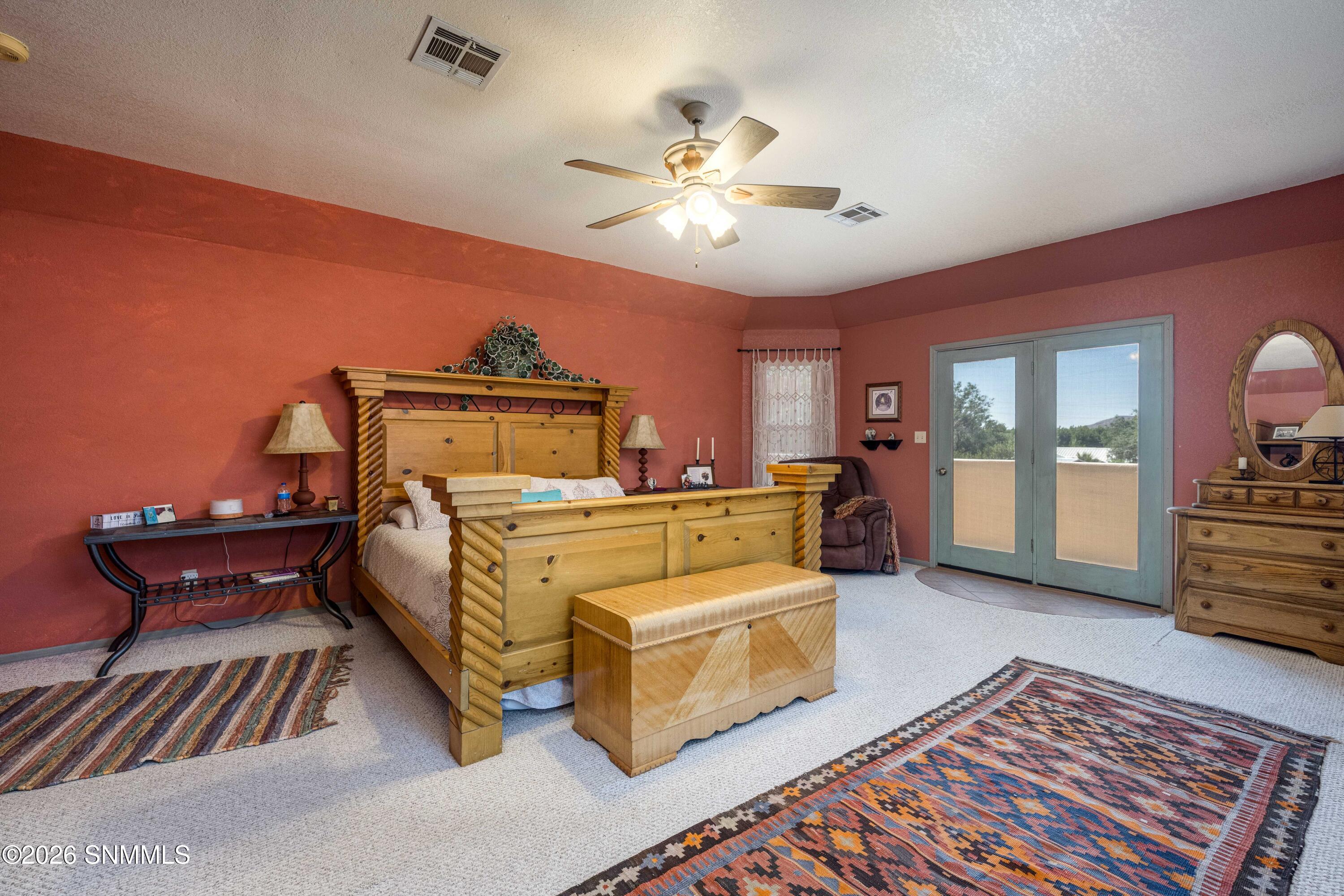 18_Master Bedroom_36