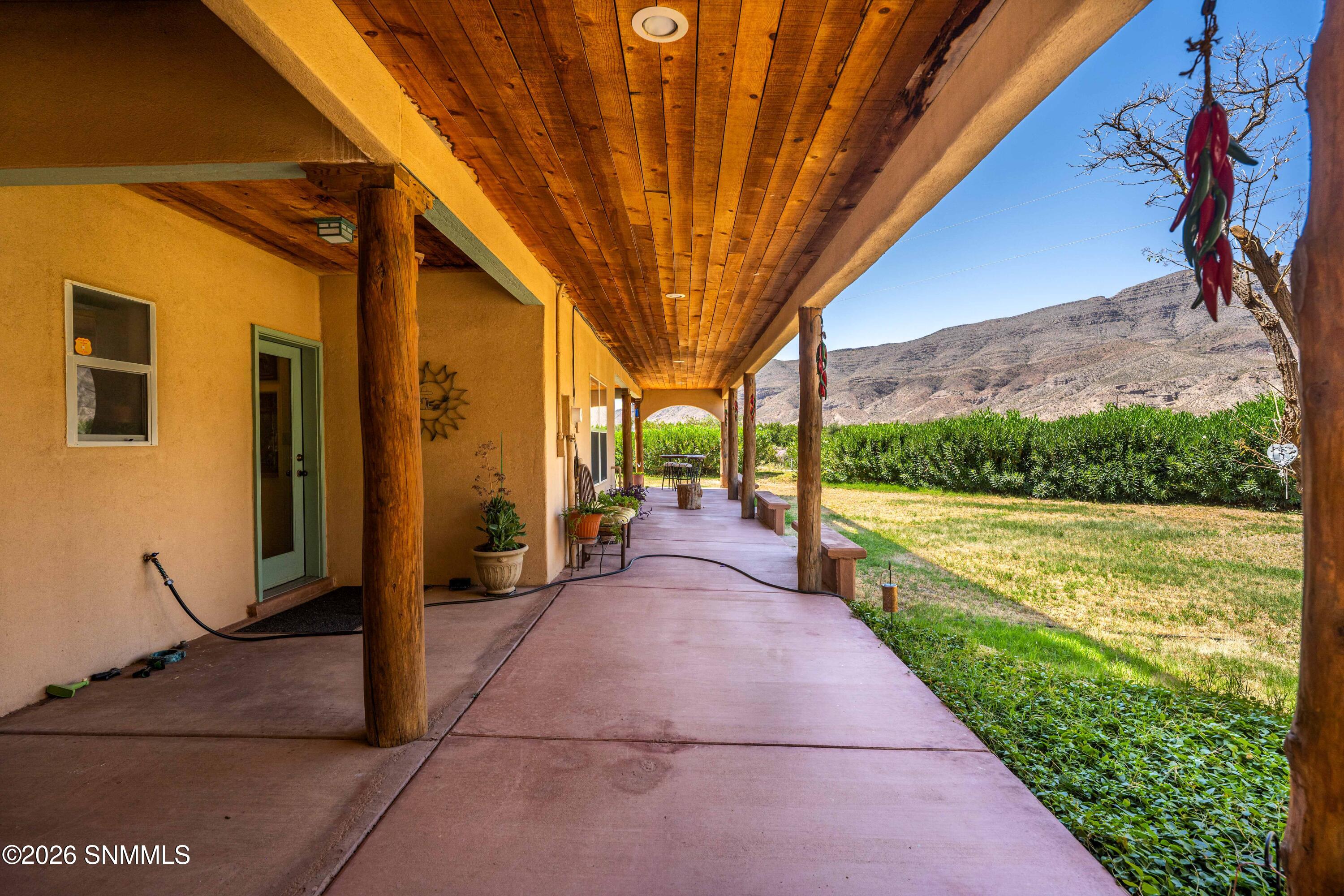 29_Porch_62