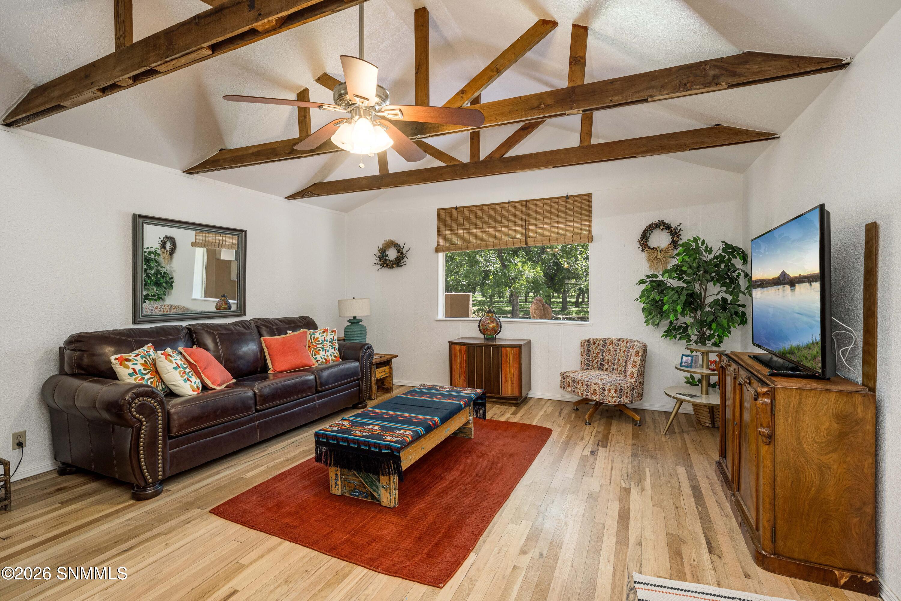 34_Casita Living Room_75