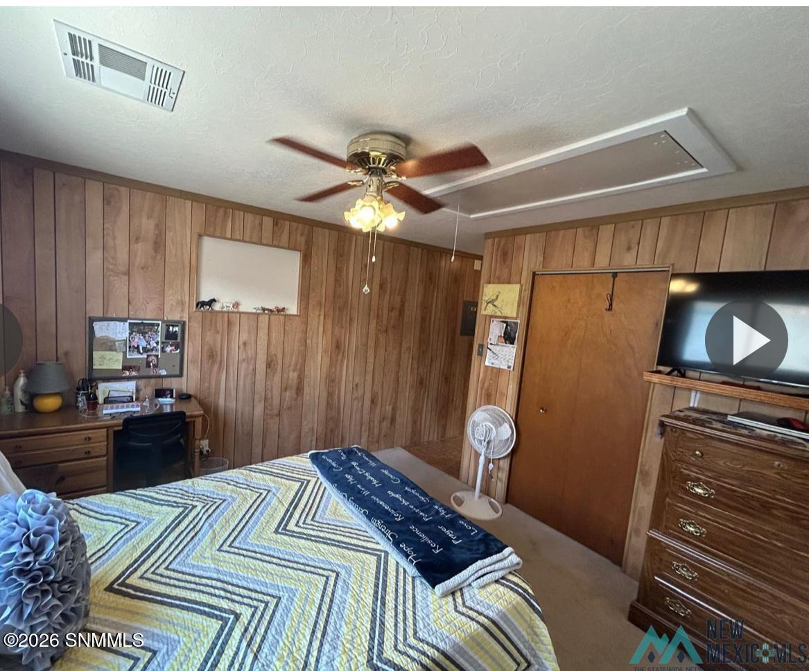 bedroom2