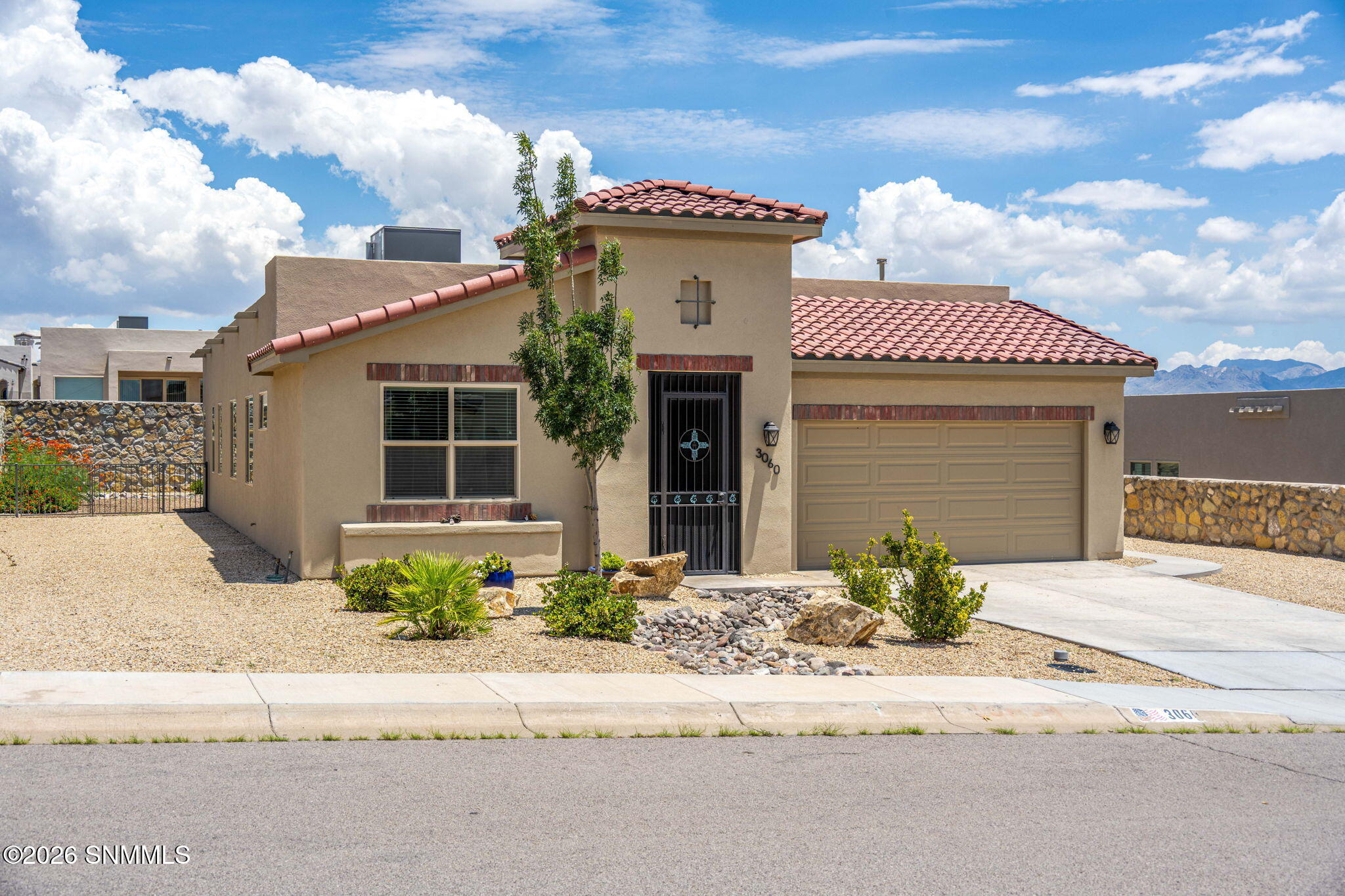 1-web-or-mls-Snappin Homes (Maddox3060)-