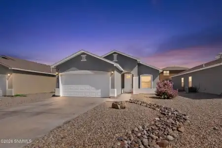 2812 Ocate Court, Las Cruces, New Mexico 88007, 3 Bedrooms Bedrooms, ,2 BathroomsBathrooms,Residential,For Sale,Ocate,2602425