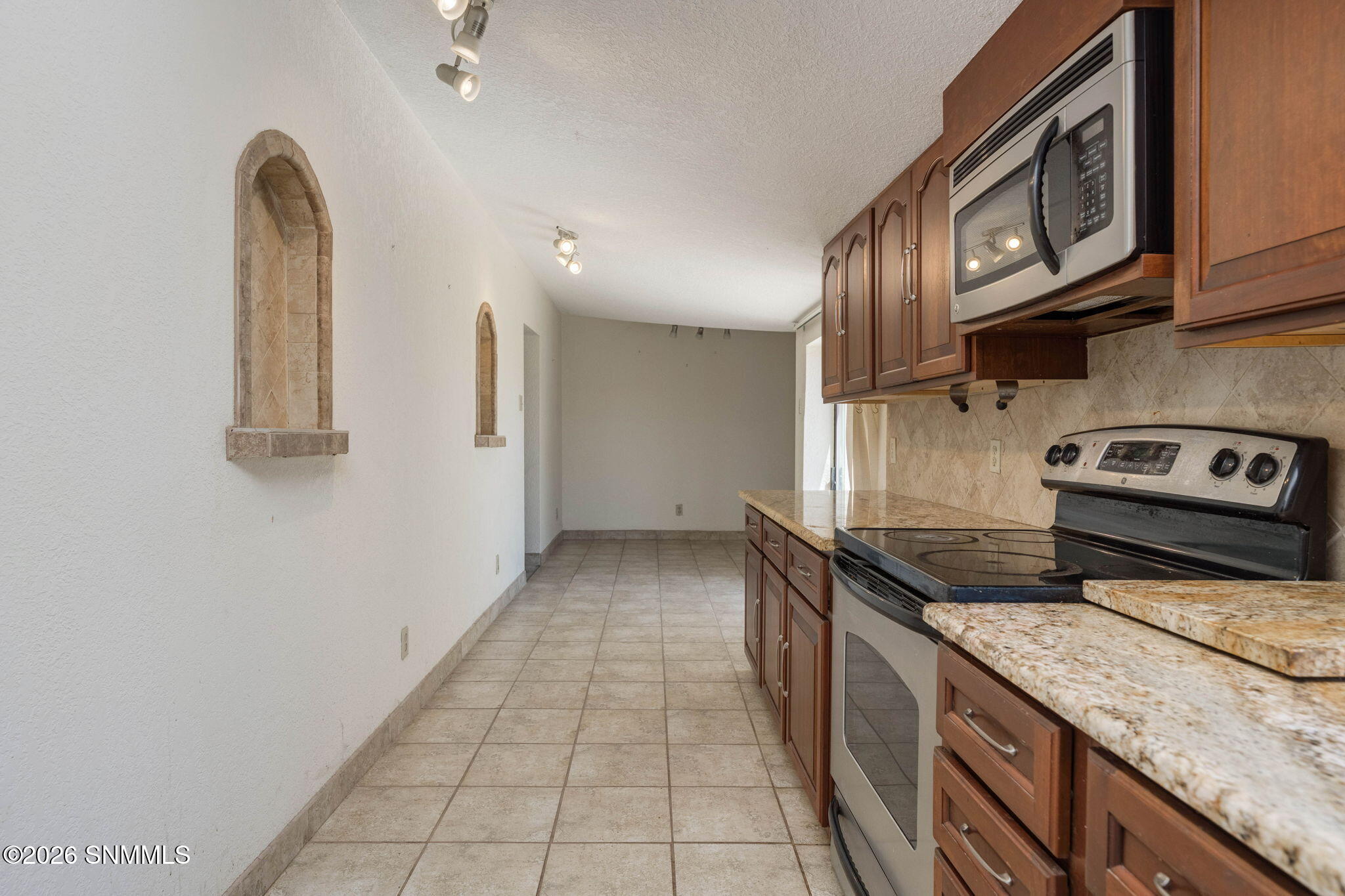 Kitchen 4