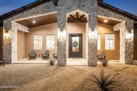 46 Springfield Drive, Las Cruces, New Mexico 88007, 3 Bedrooms Bedrooms, ,3.5 BathroomsBathrooms,Residential,For Sale,Springfield,2601456