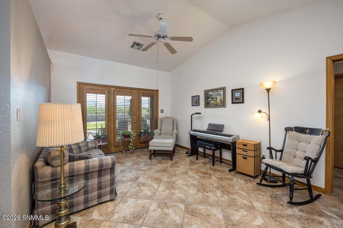 10-web-or-mls-Snappin Homes (SanAugustin