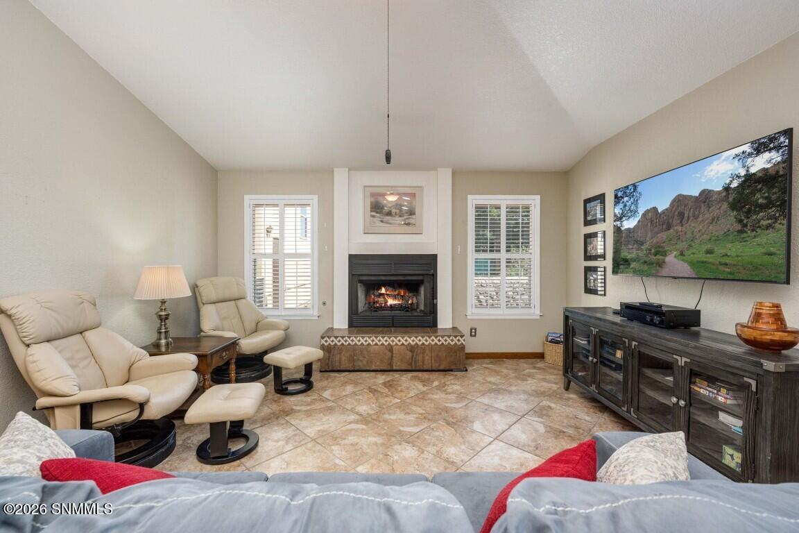 14-web-or-mls-Snappin Homes (SanAugustin