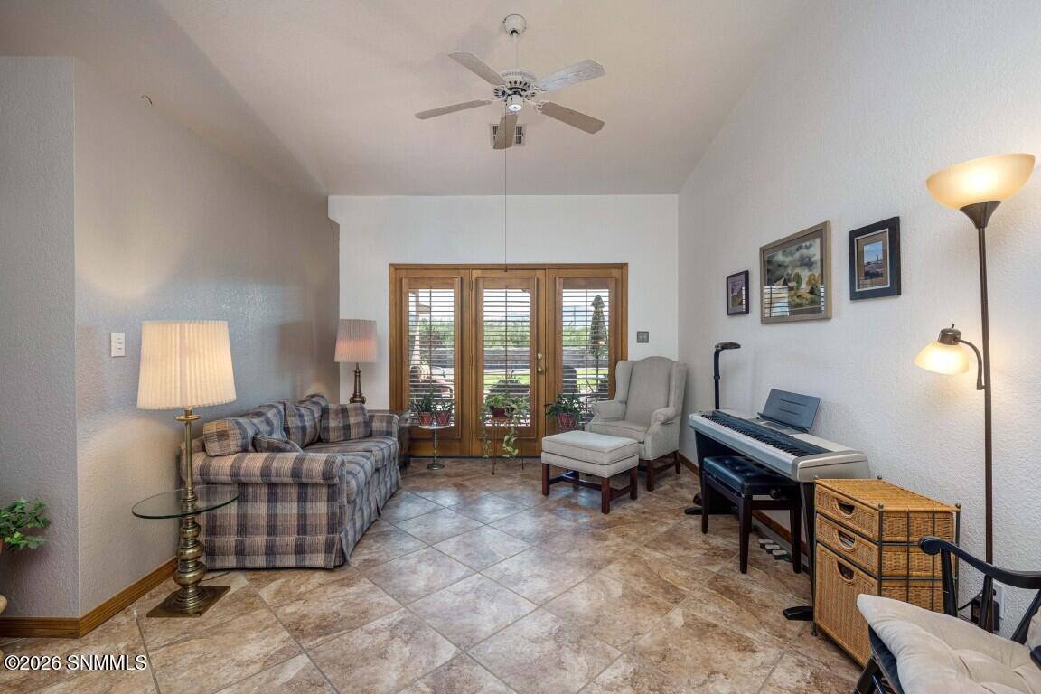 9-web-or-mls-Snappin Homes (SanAugustin6