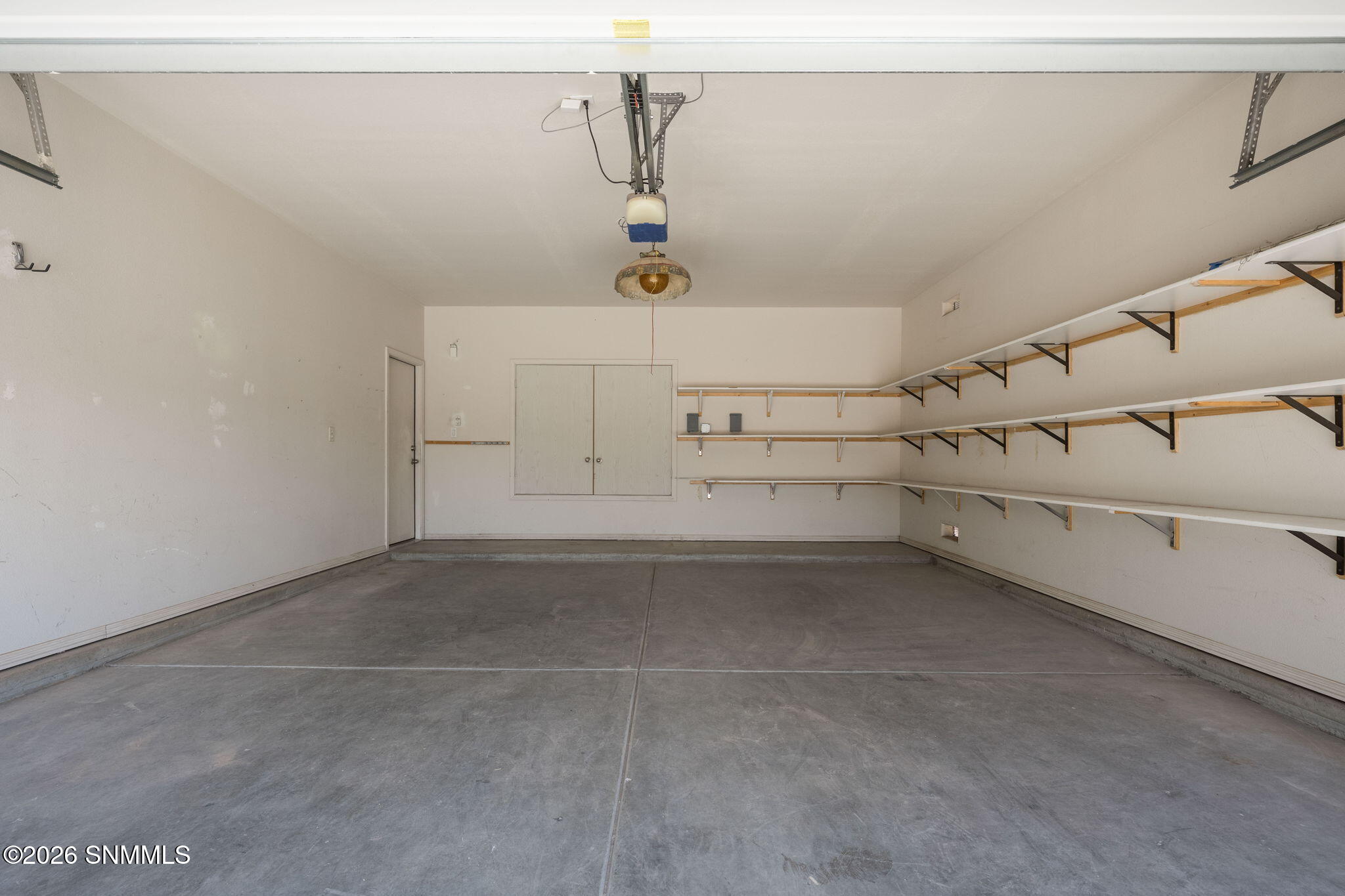 27-web-or-mls-Snappin Homes (Triumph4602