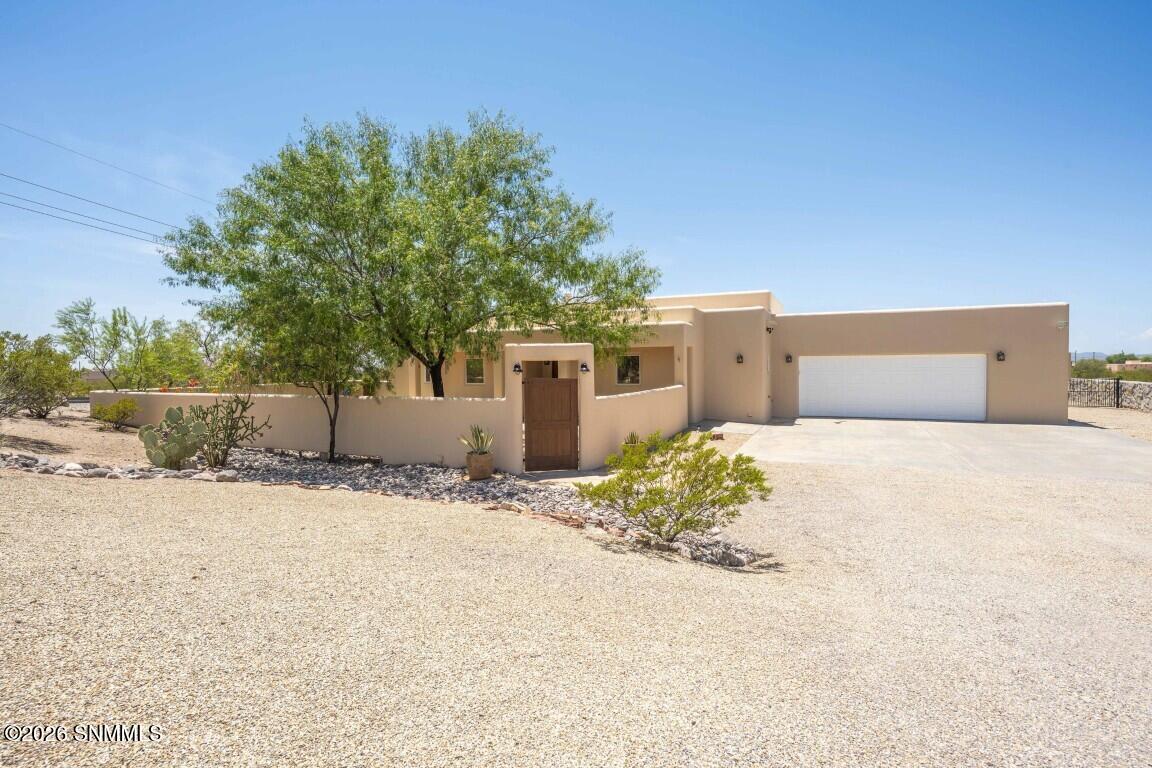 1-web-or-mls-Snappin Homes (CalleBellisi