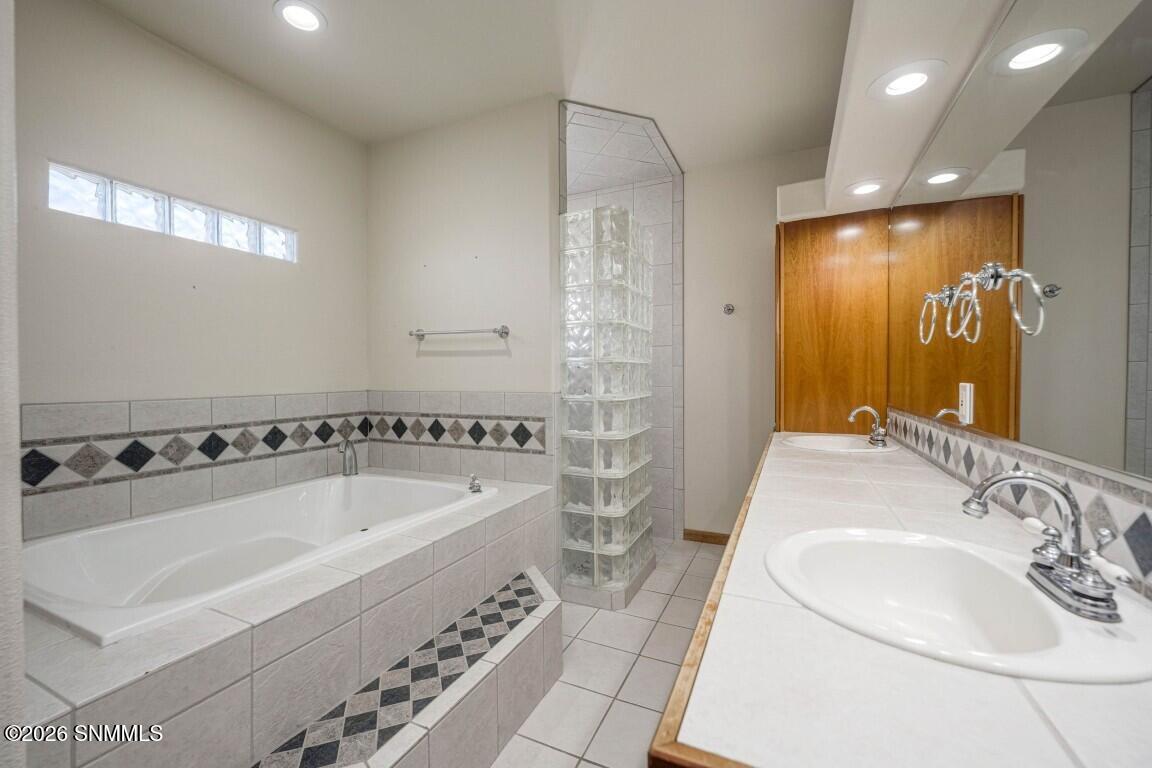26-web-or-mls-Snappin Homes (CalleBellis