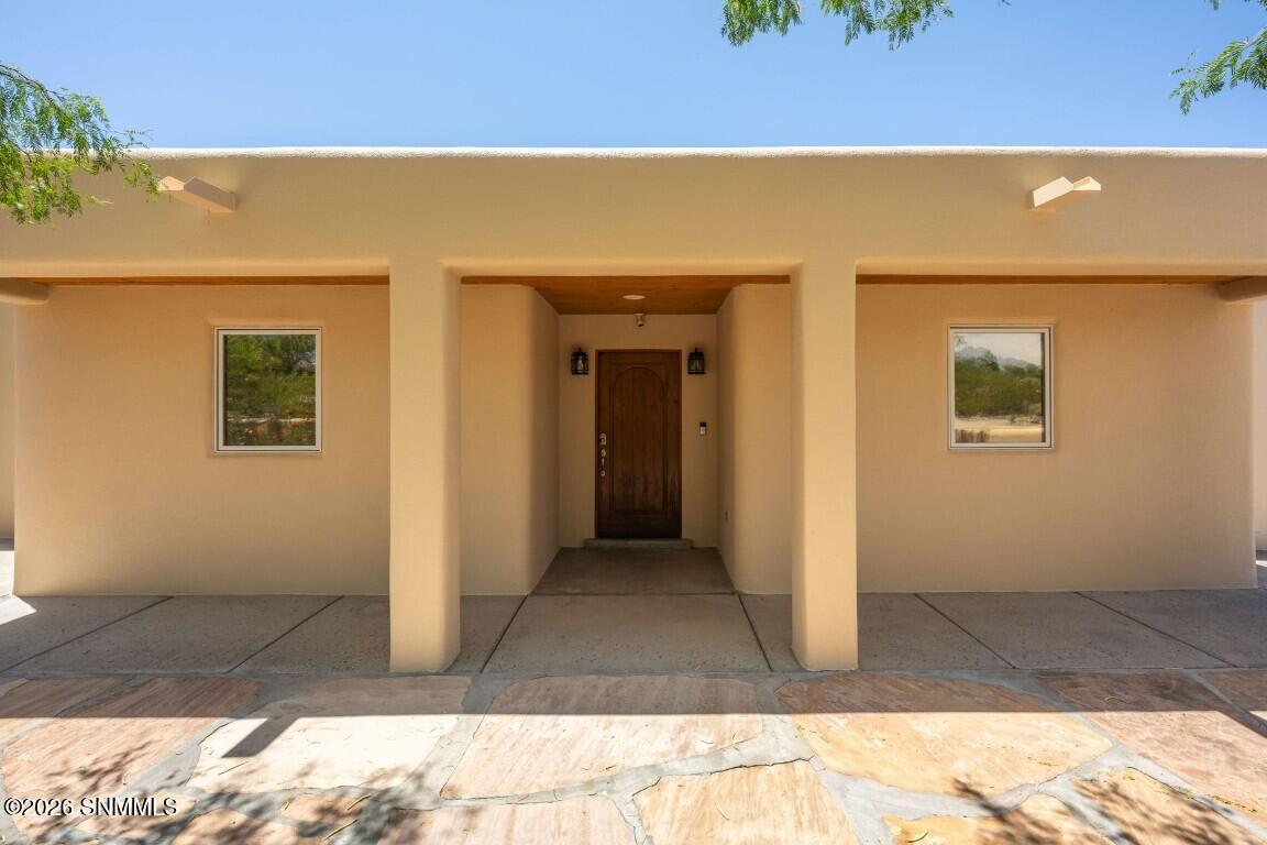 6-web-or-mls-Snappin Homes (CalleBellisi